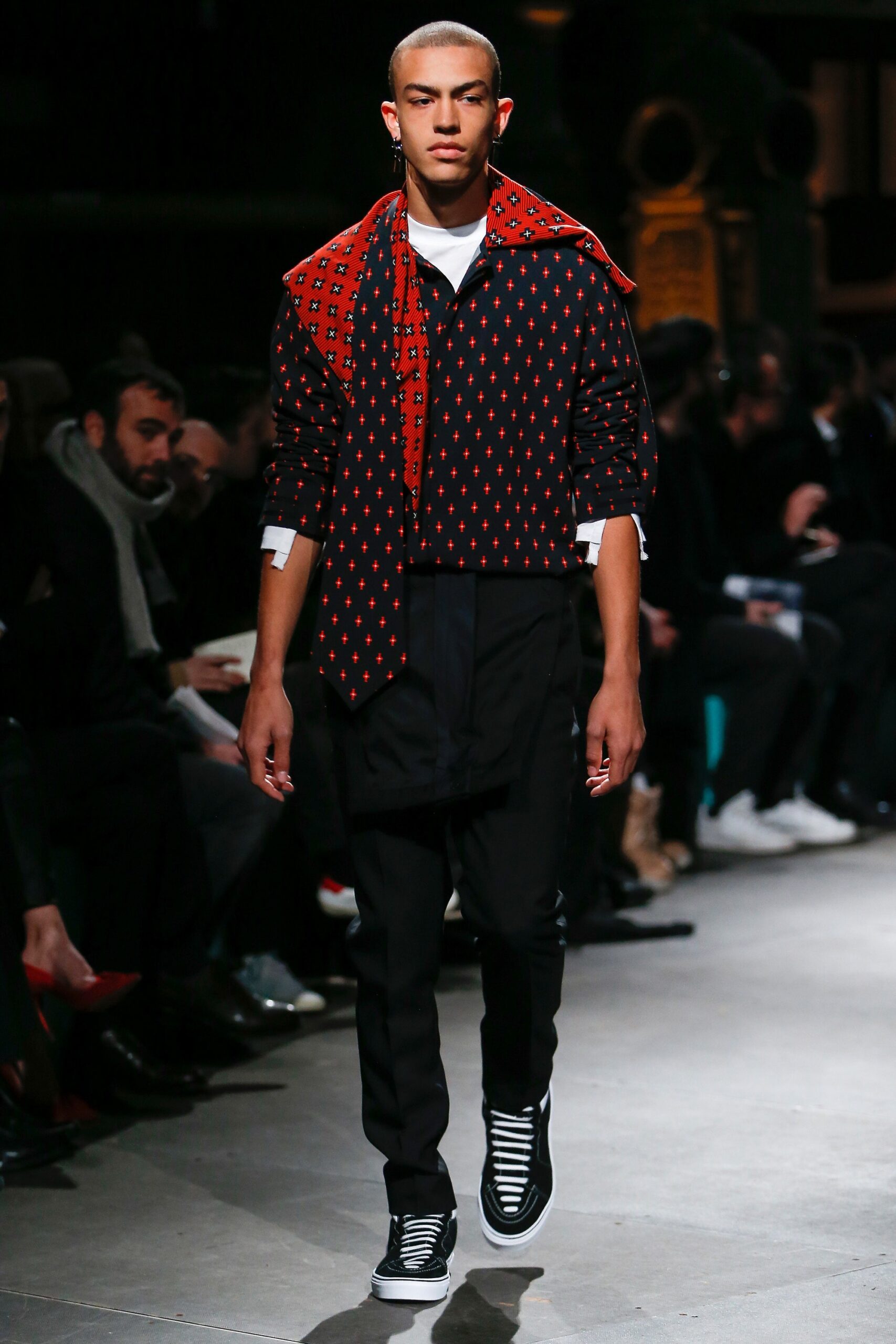 Givenchy F/W 17 Menswear Look 4