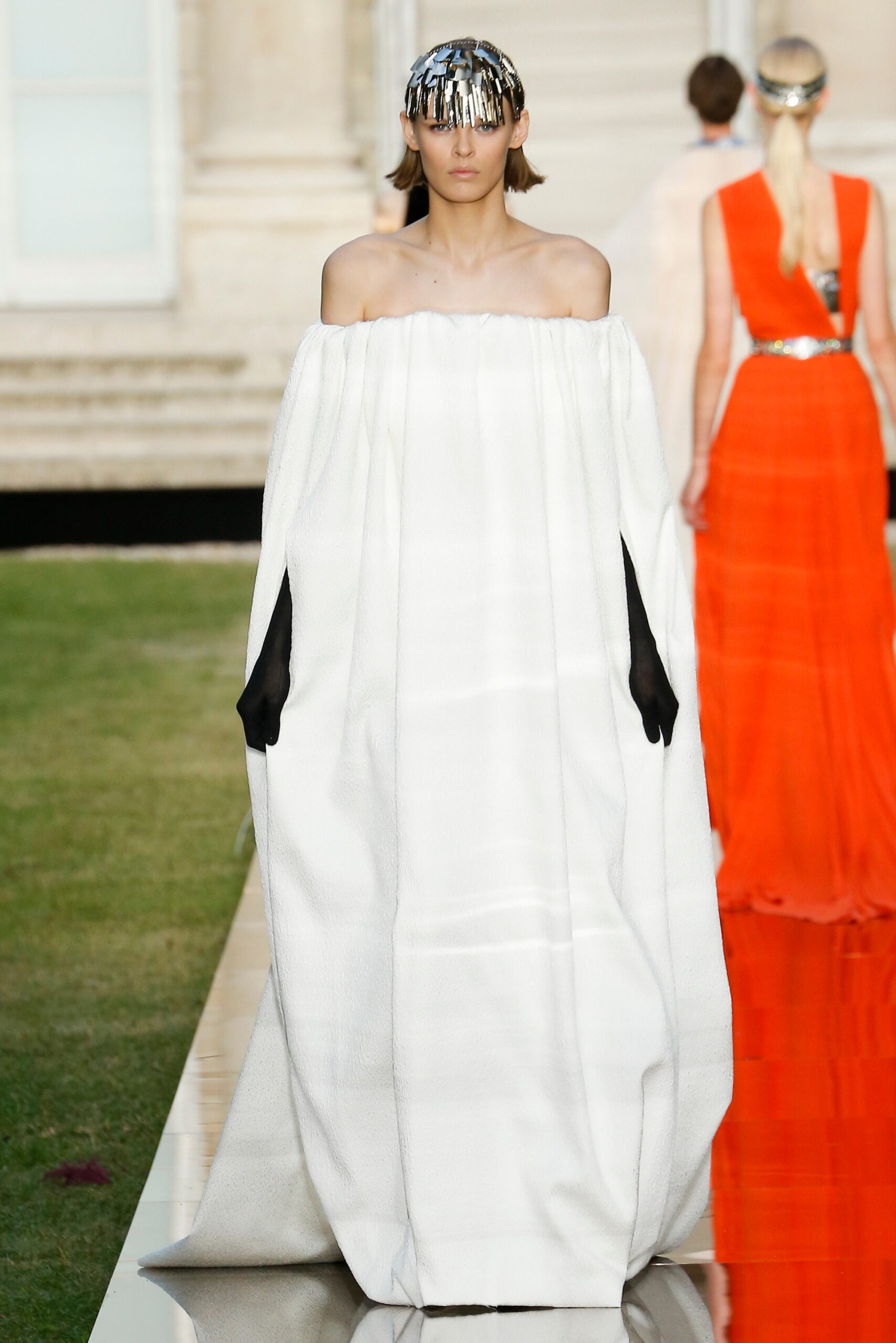 Givenchy F/W 18 Couture Look 7