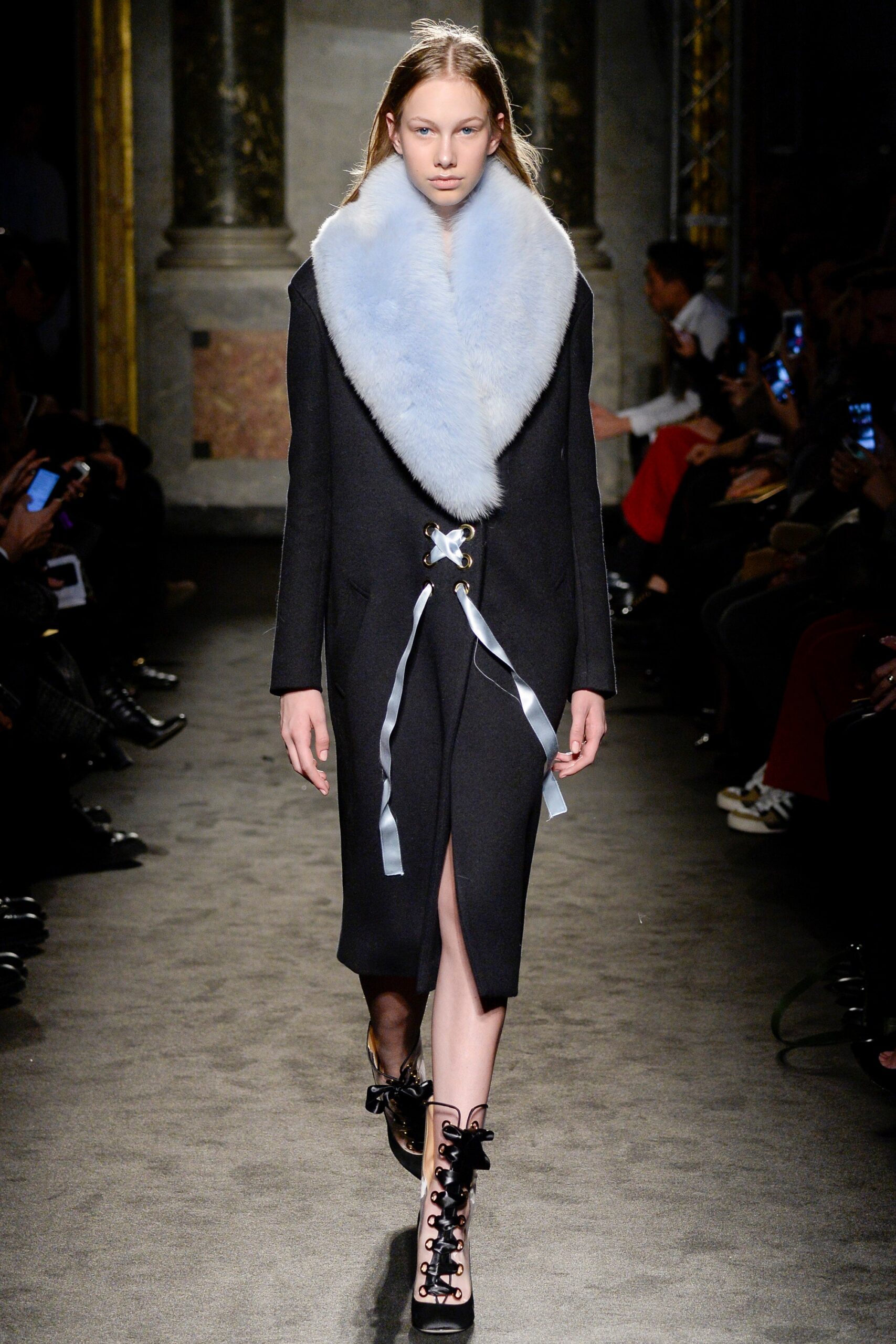 Francesco Scognamiglio F/W 16 Look 9
