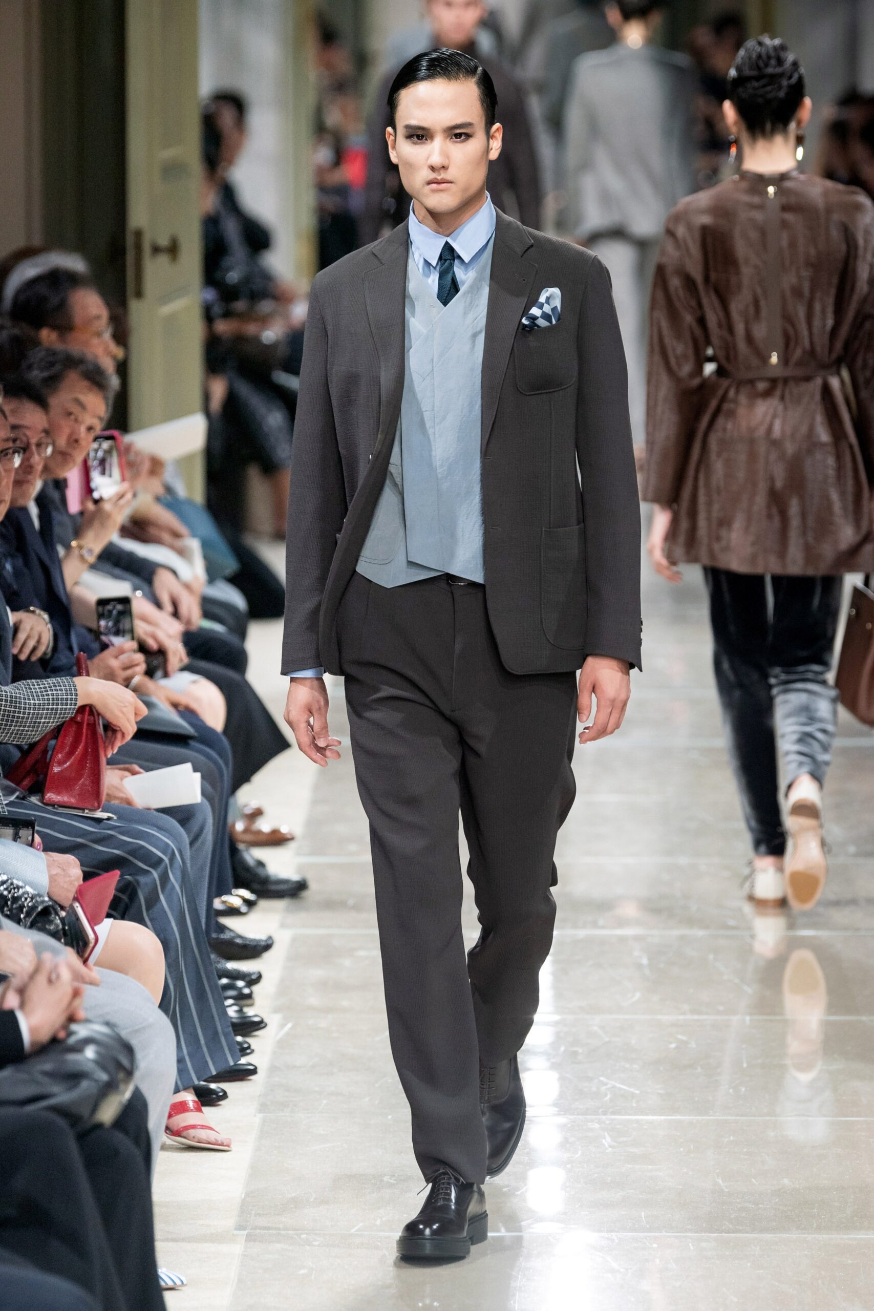 Giorgio Armani Resort 20 Look 13