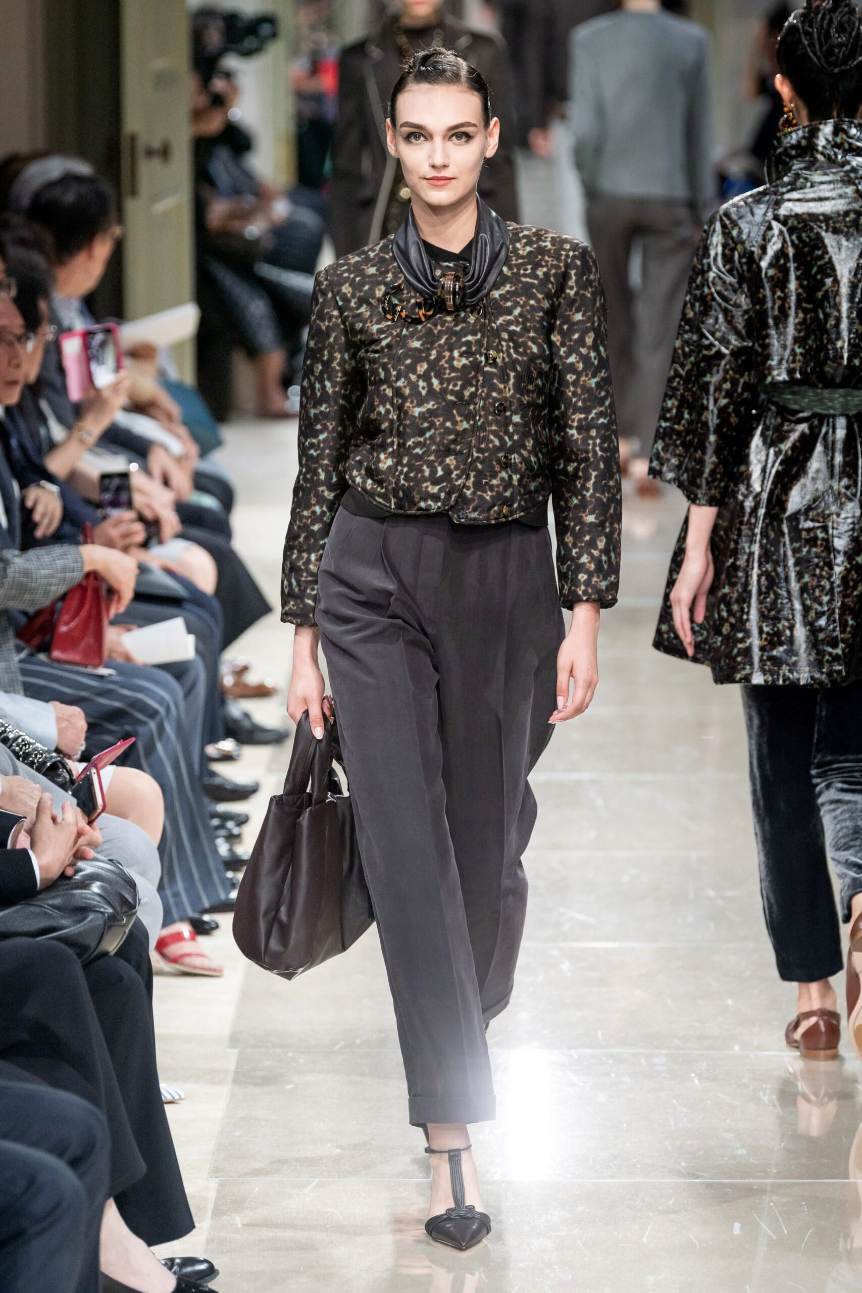 Giorgio Armani Resort 20 Look 17