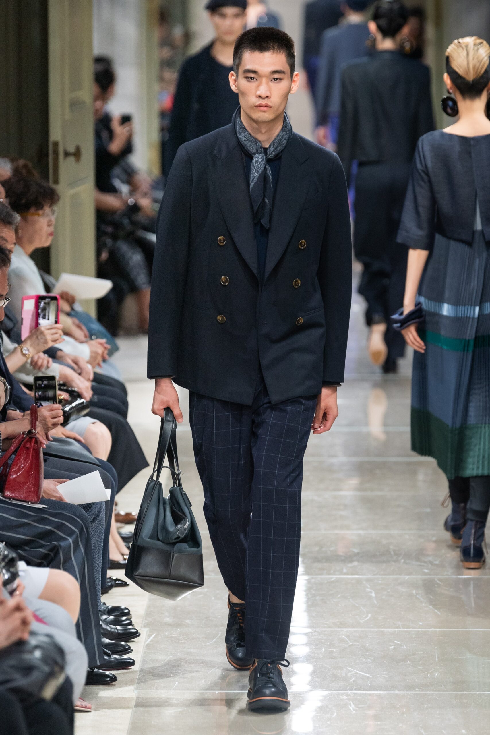Giorgio Armani Resort 20 Look 62