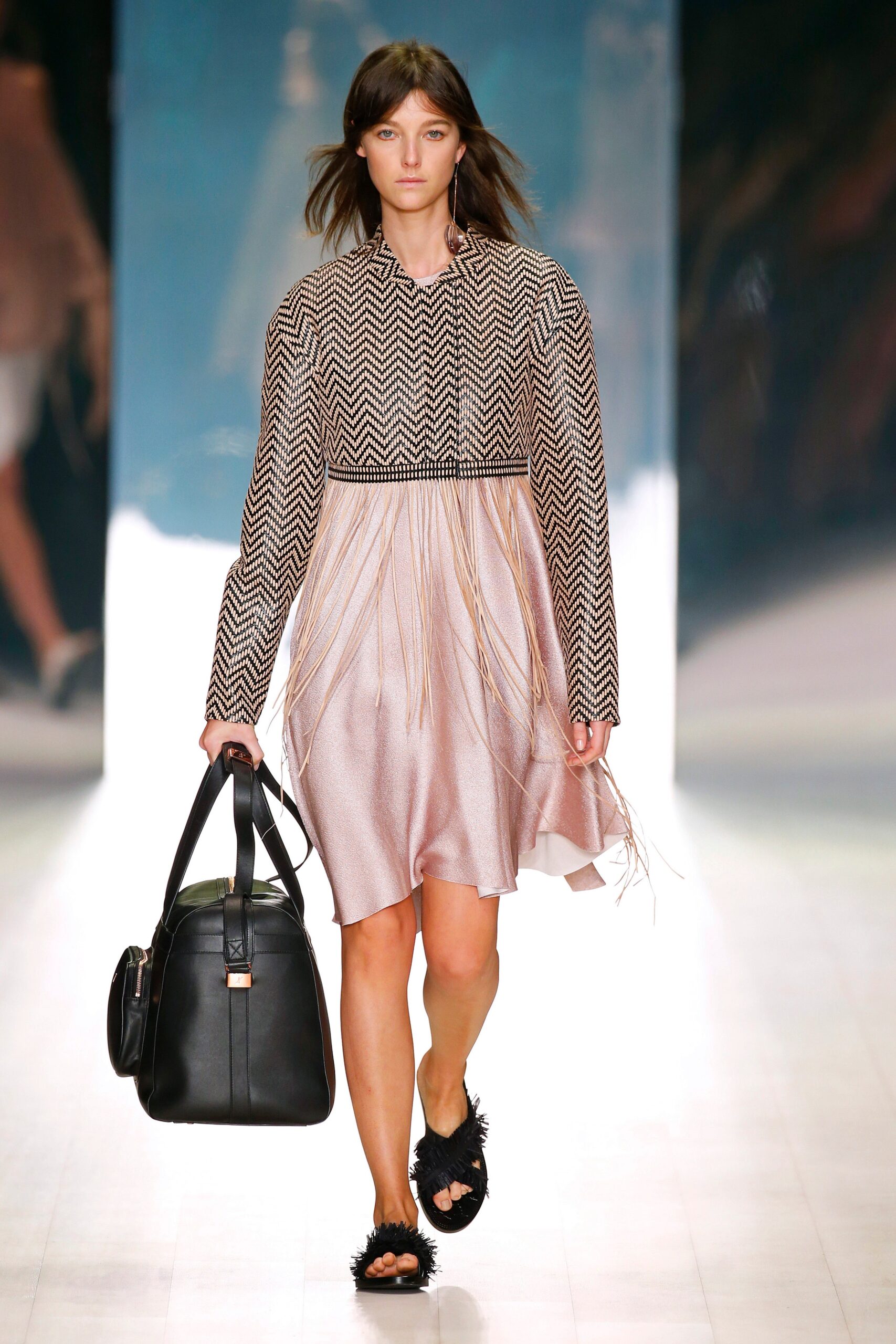 Ginger & Smart Australia Resort 17 Look 10