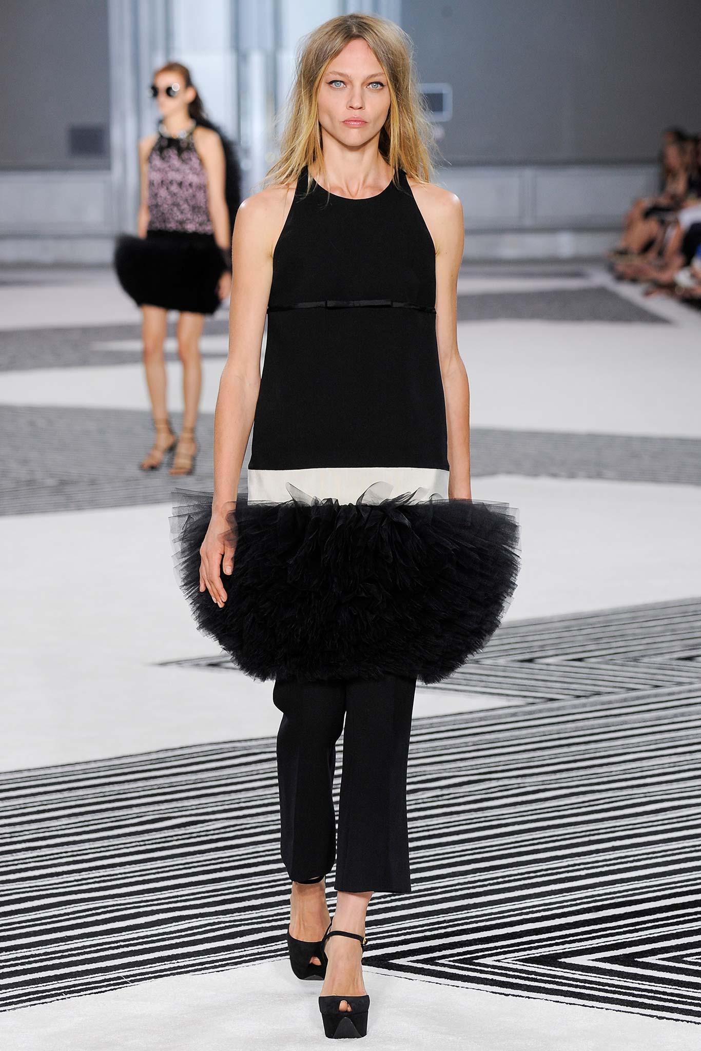 Giambattista Valli Fall 2015 Couture