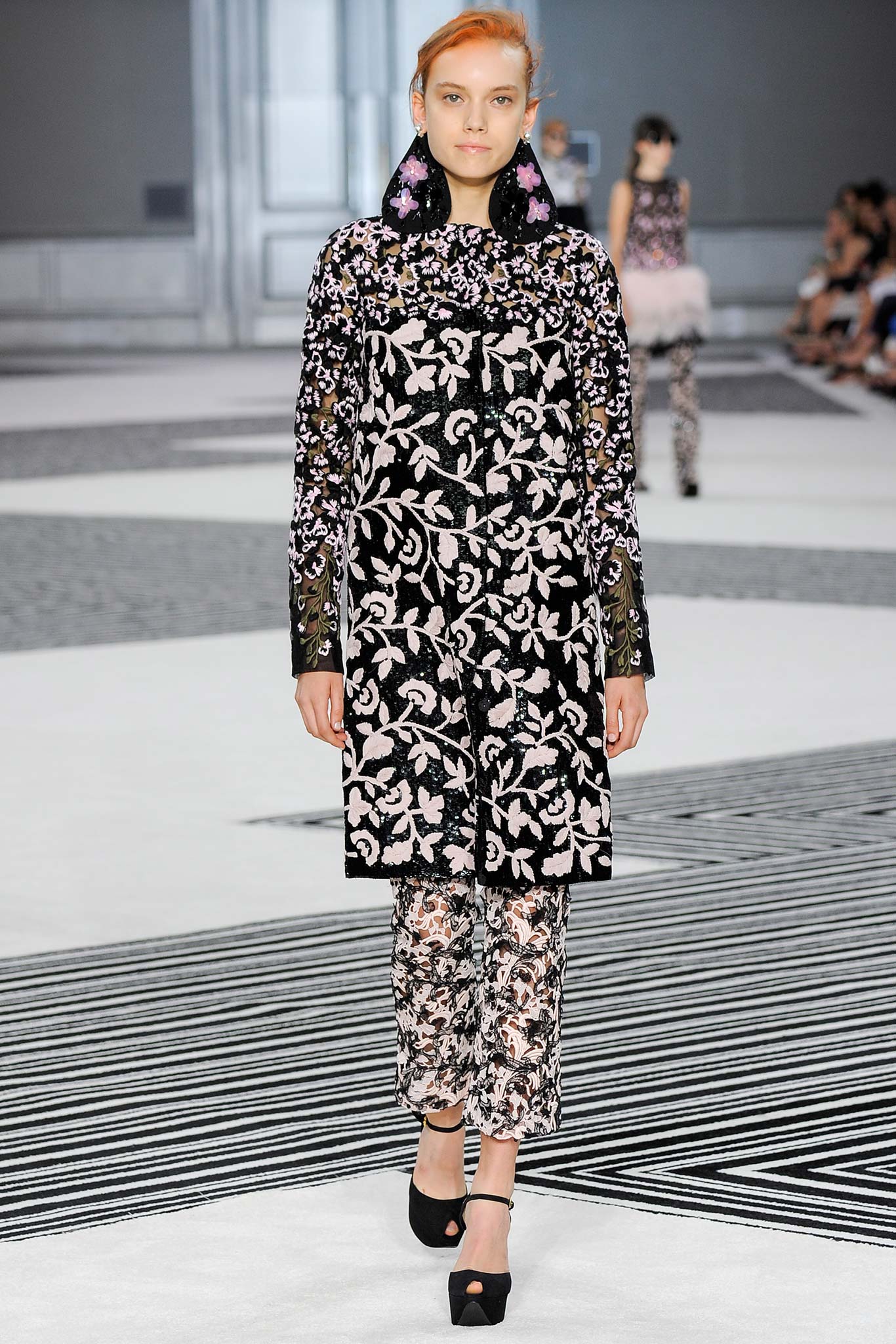 Giambattista Valli F/W 15 Couture Look 14