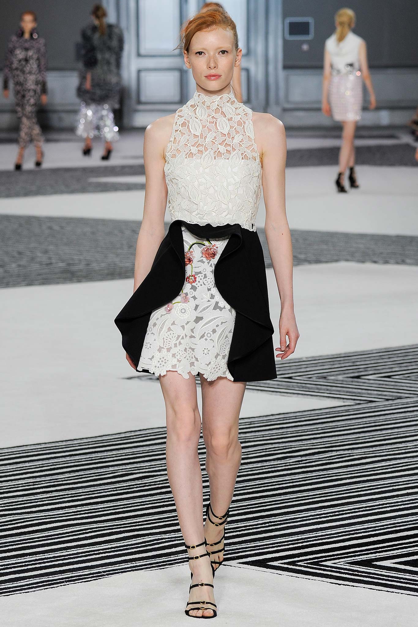 Giambattista Valli F/W 15 Couture Look 18