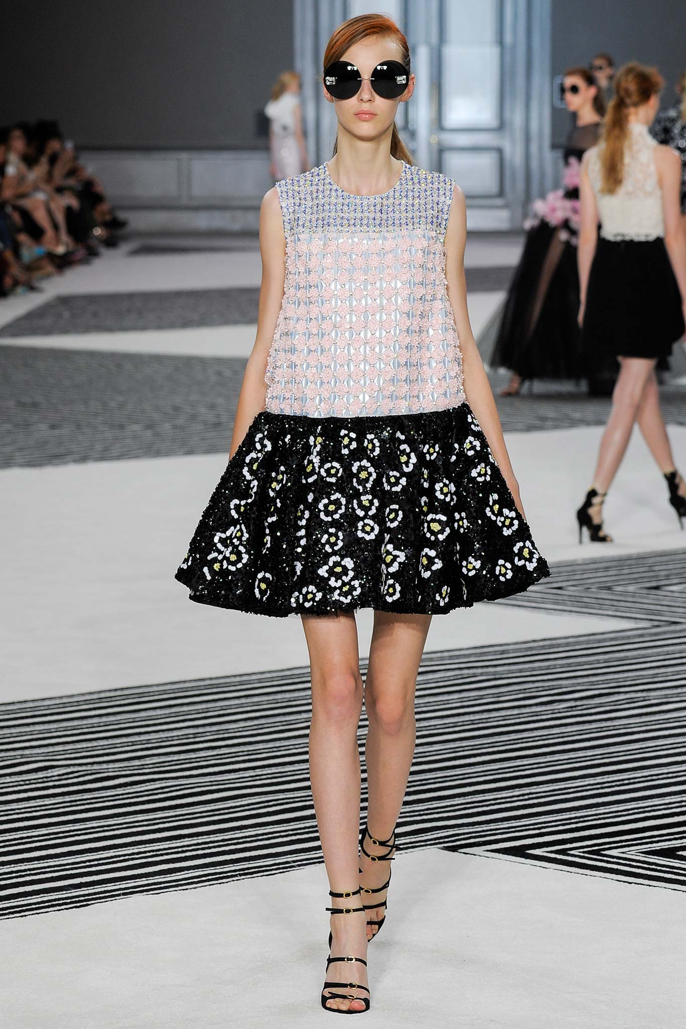 Giambattista Valli F/W 15 Couture Look 19
