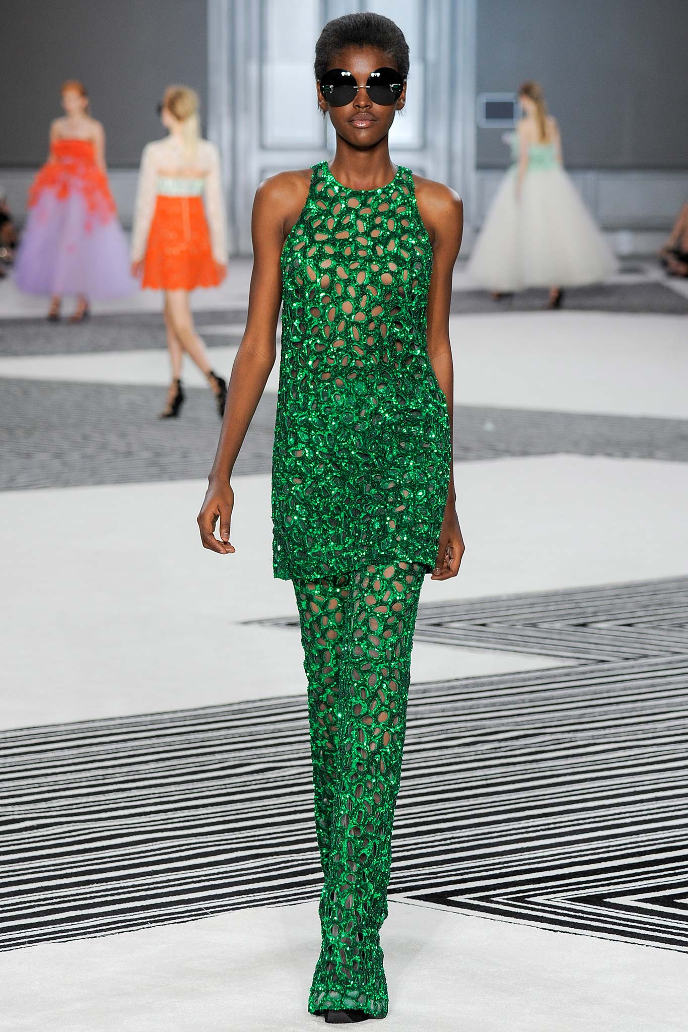 Giambattista Valli F/W 15 Couture Look 25