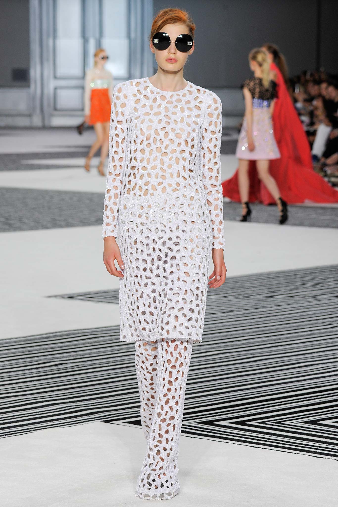 Giambattista Valli F/W 15 Couture Look 27