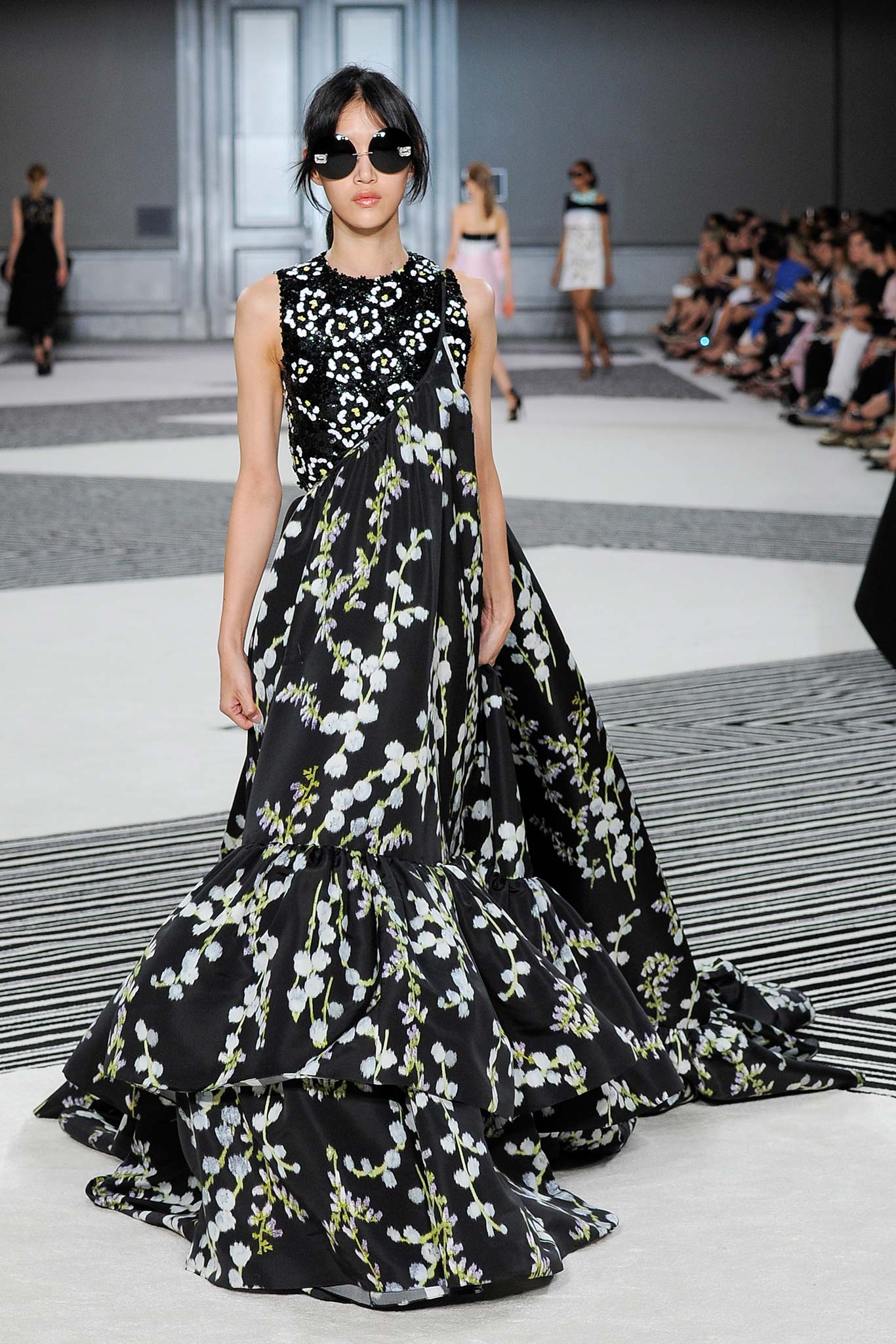 Giambattista Valli F/W 15 Couture Look 35