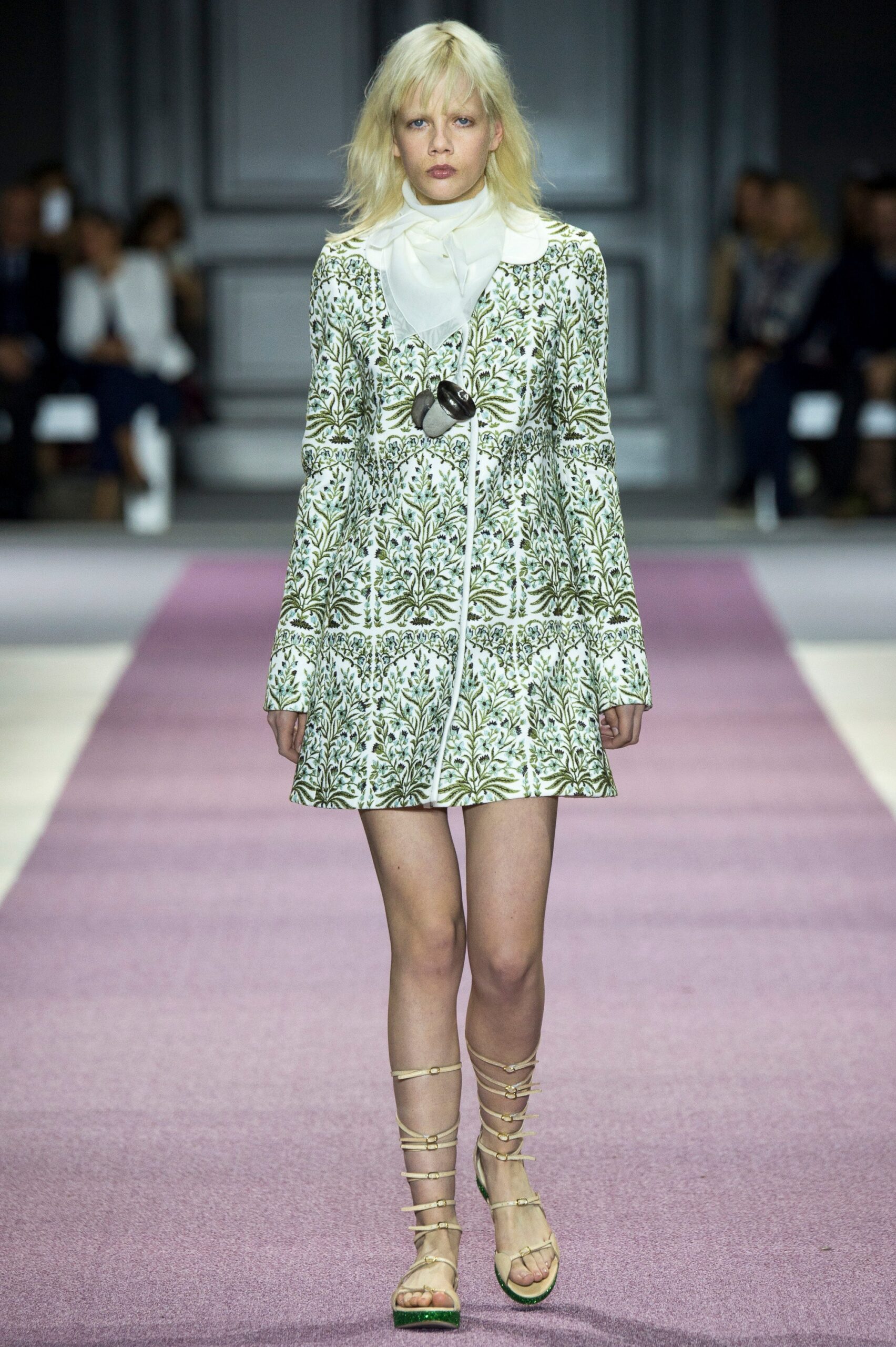 Giambattista Valli S/S 16 Look 2