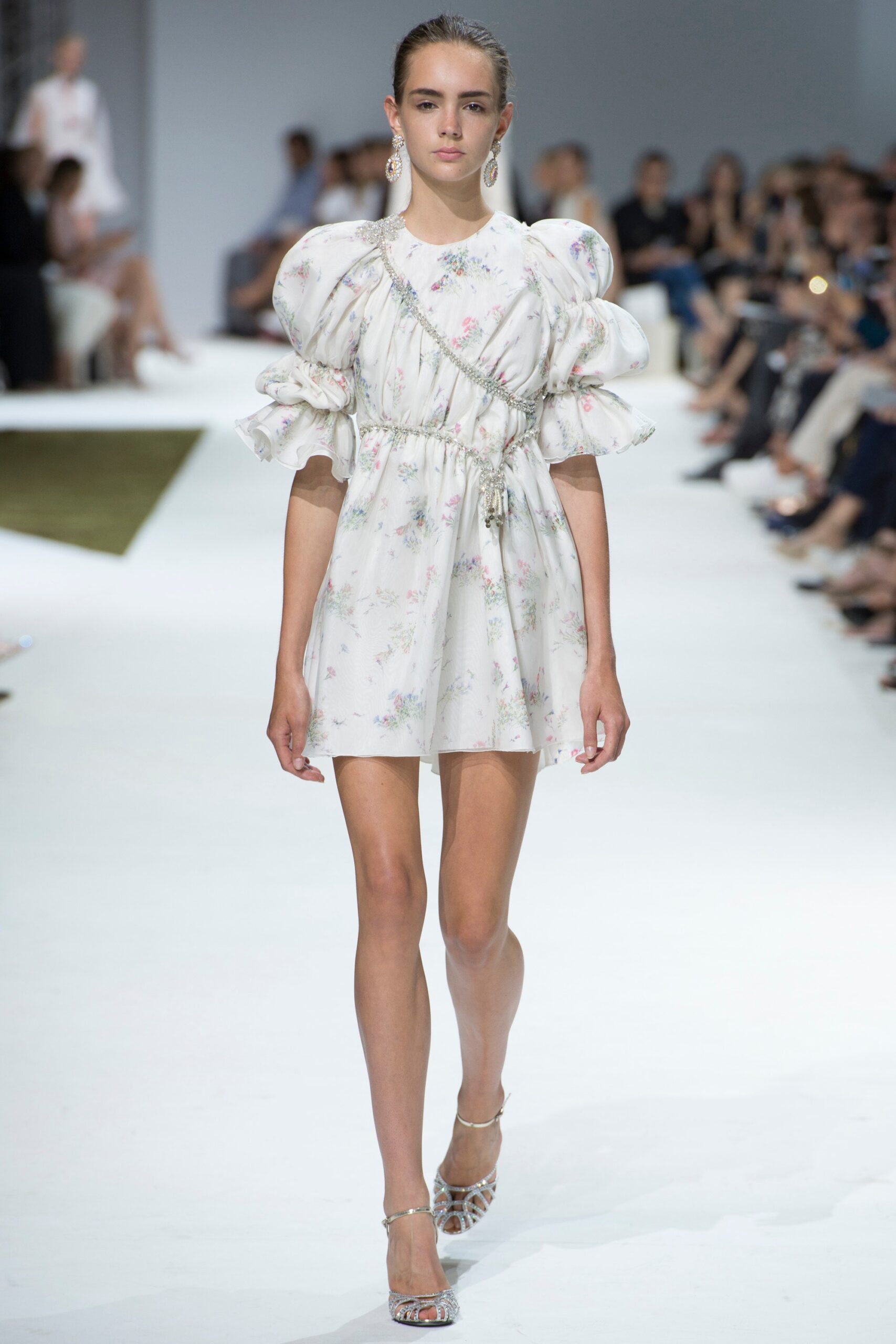 Giambattista Valli F/W 16 Couture Look 3