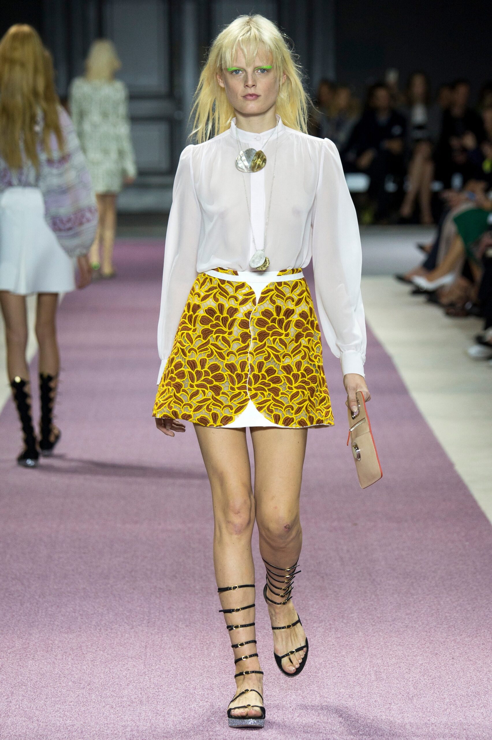 Giambattista Valli S/S 16 Look 6