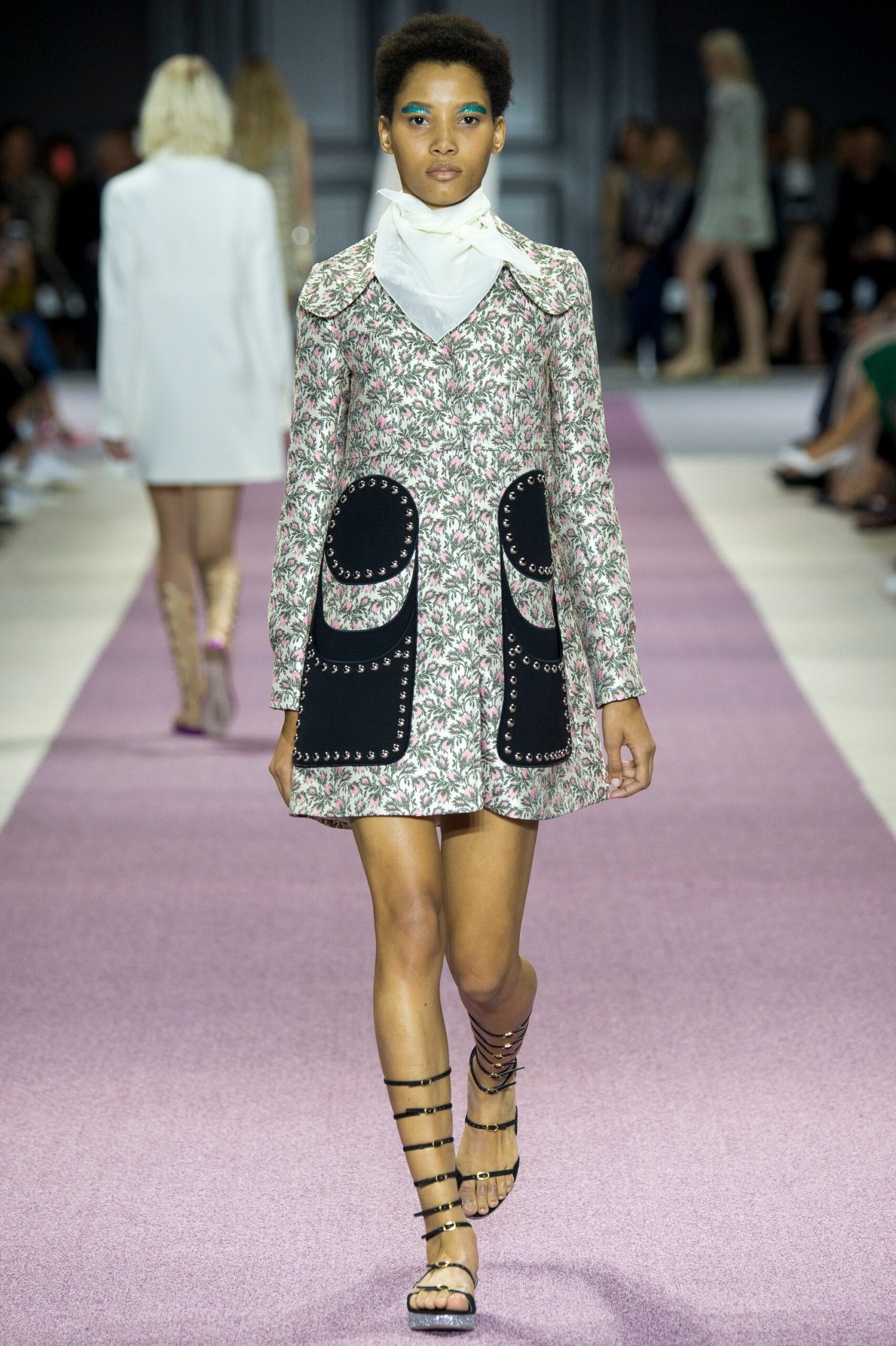 Giambattista Valli S/S 16 Look 8