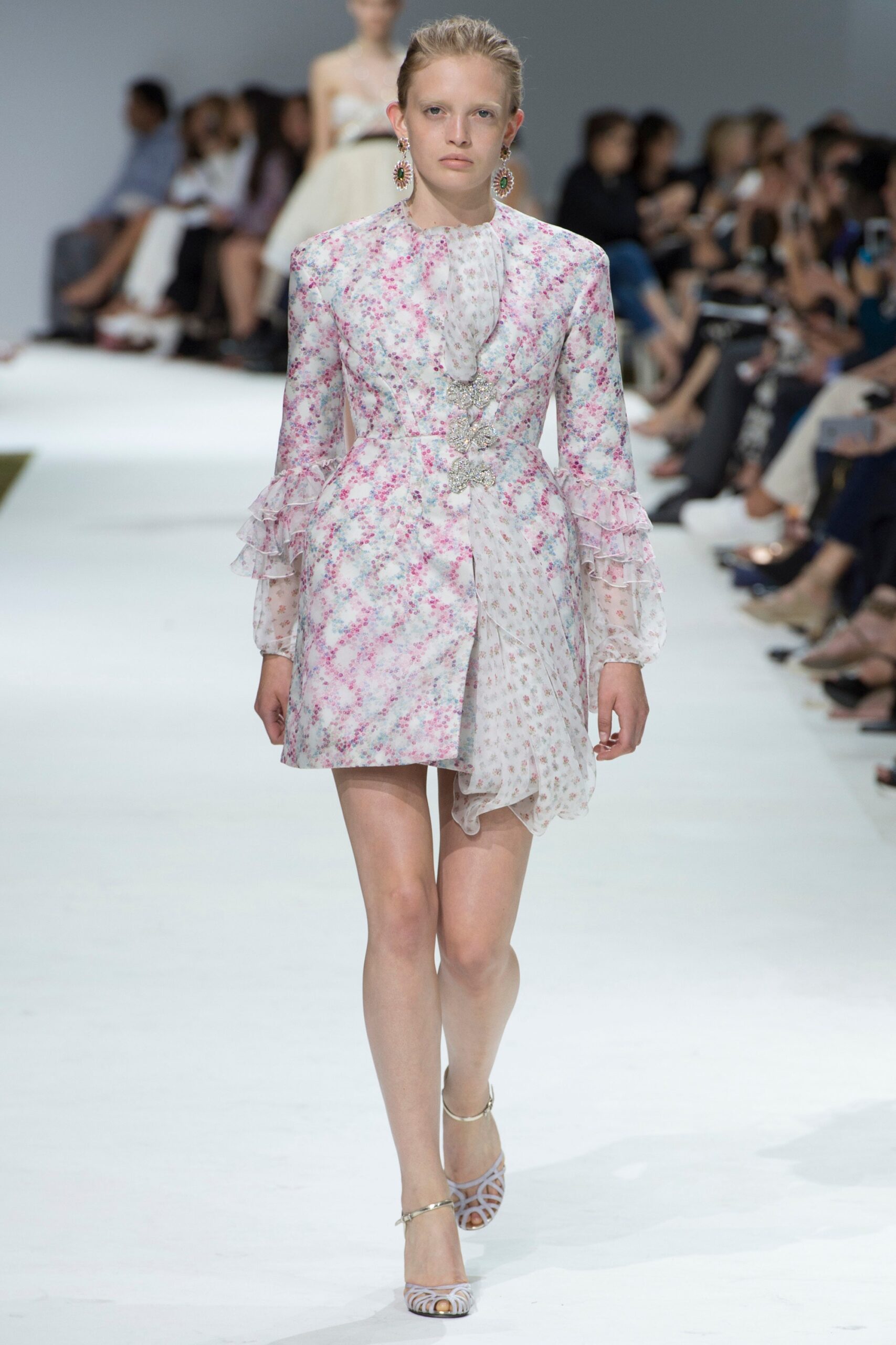 Giambattista Valli F/W 16 Couture Look 7
