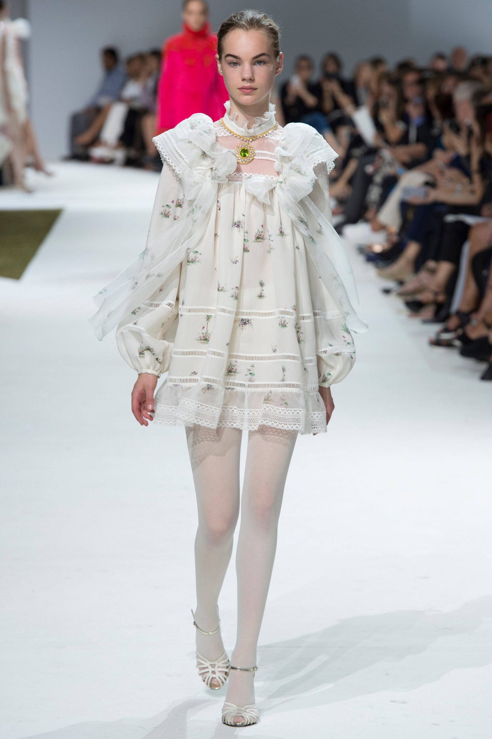 Giambattista Valli F/W 16 Couture Look 9