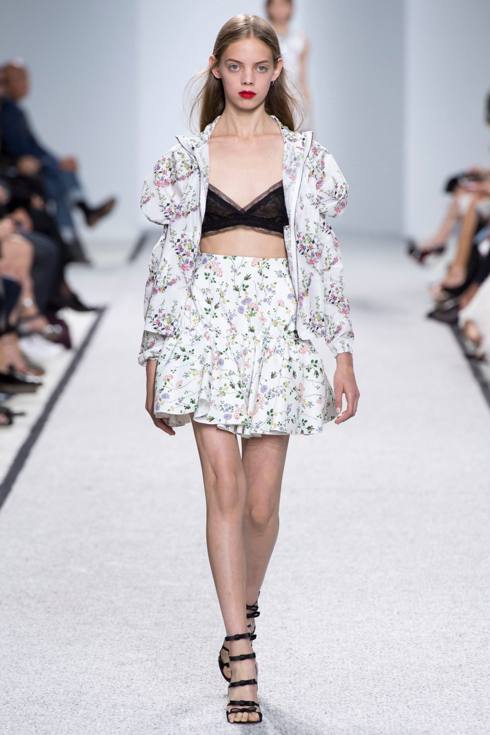 Giambattista Valli S/S 17 Look 8