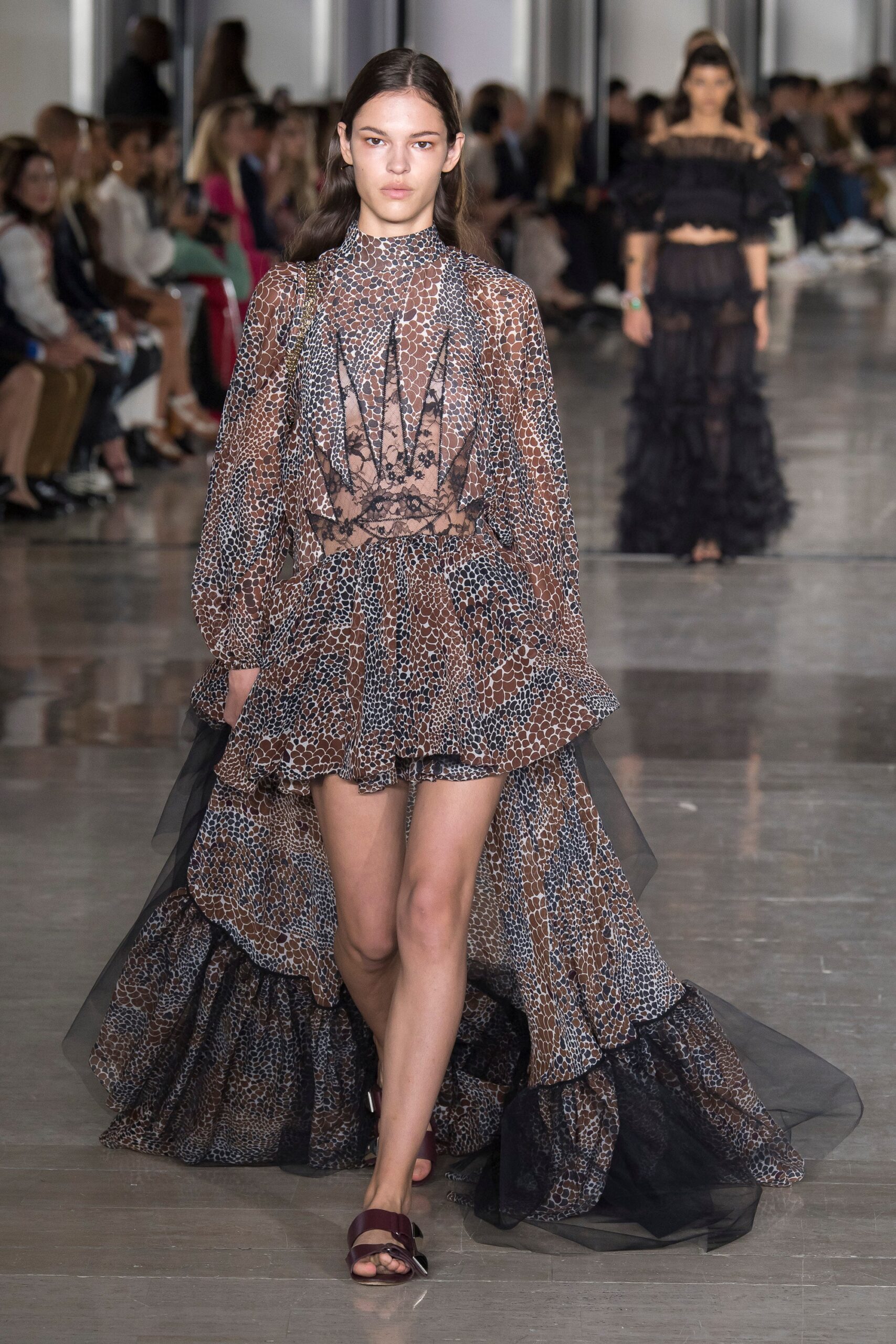 Giambattista Valli S/S 19 Look 14