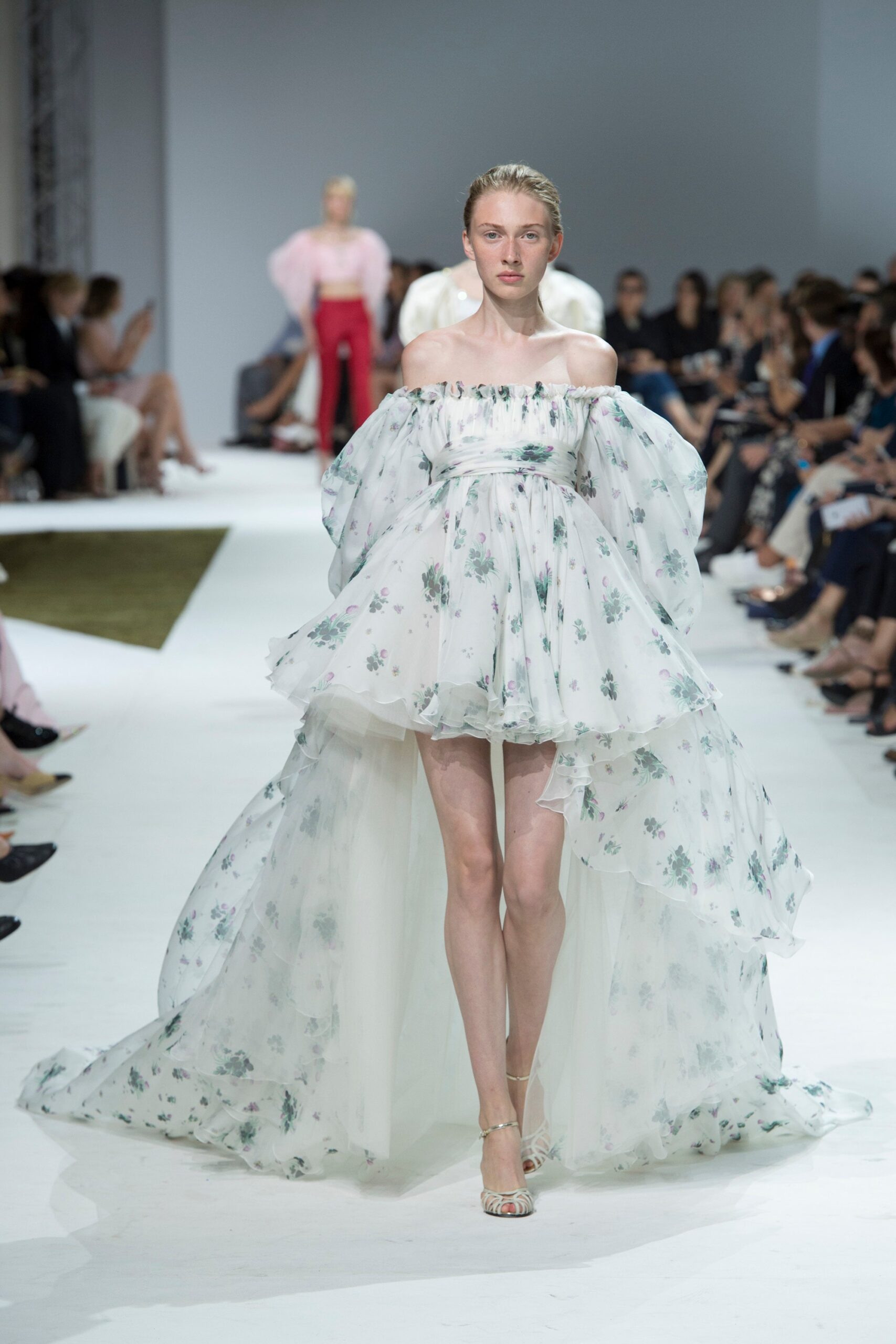 Giambattista Valli F/W 16 Couture Look 11