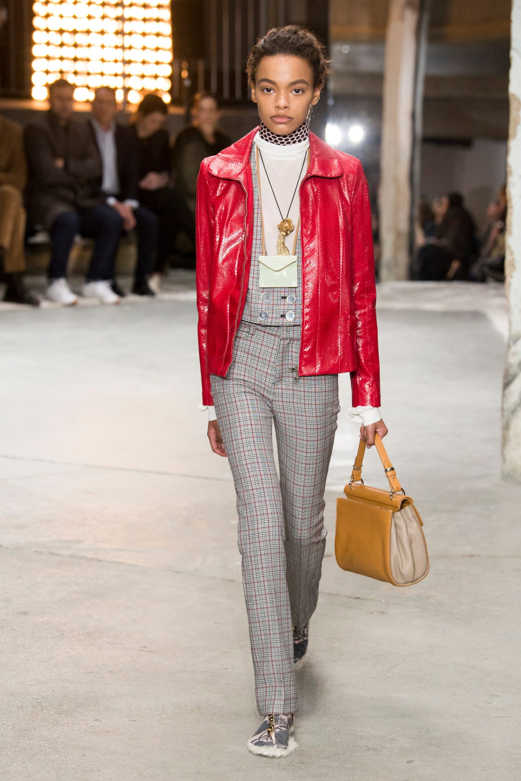 Giambattista Valli F/W 18 Look 19