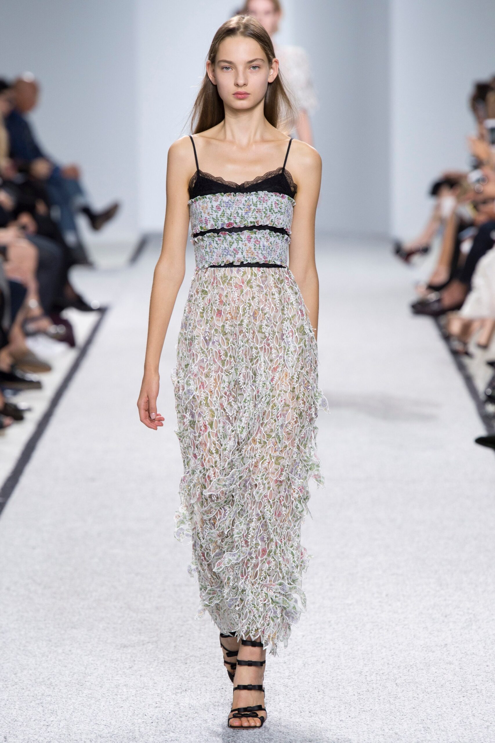 Giambattista Valli S/S 17 Look 10
