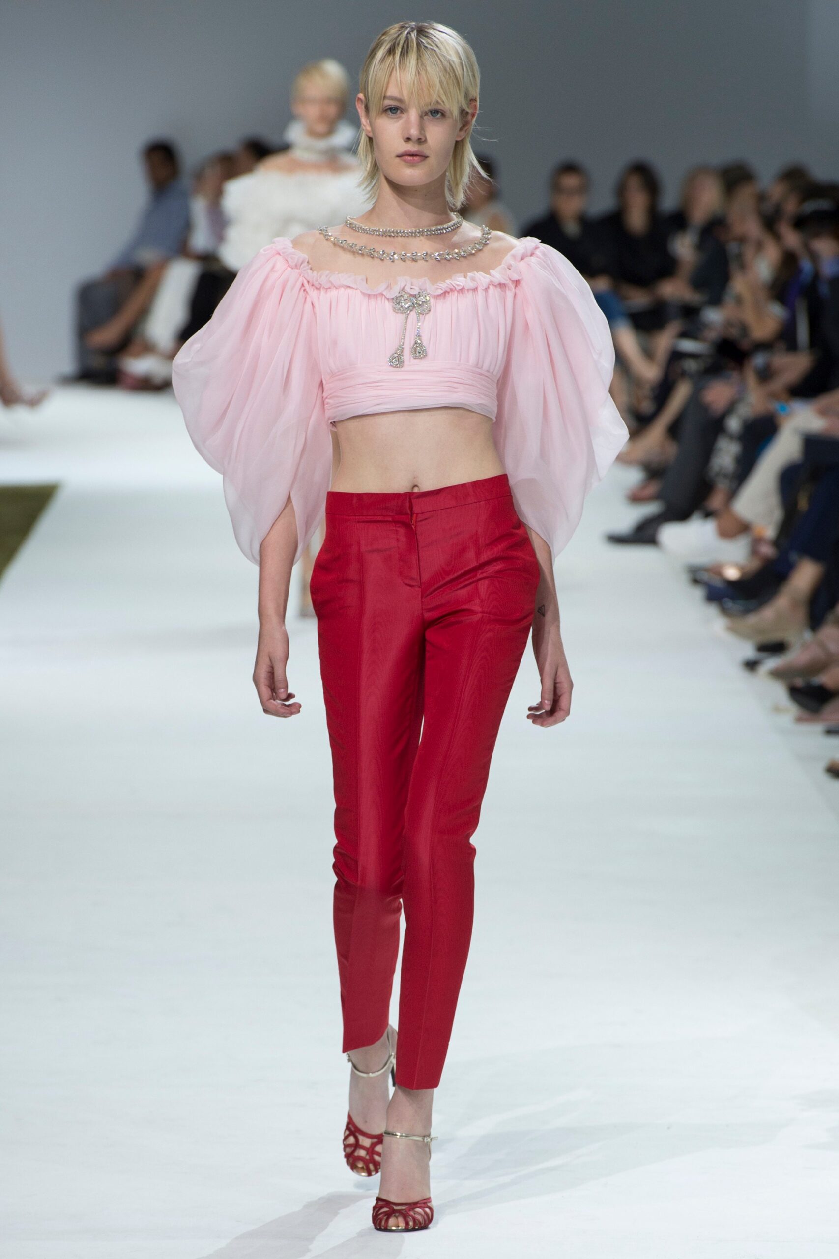 Giambattista Valli F/W 16 Couture Look 13