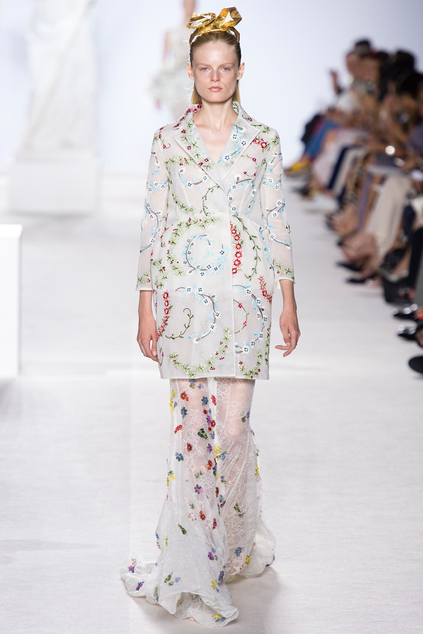 Giambattista Valli F/W 13 Couture Look 25