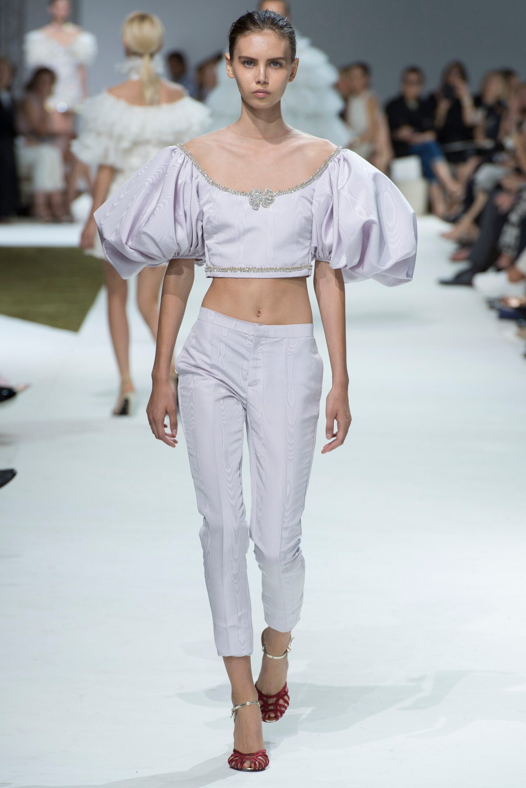Giambattista Valli F/W 16 Couture Look 14