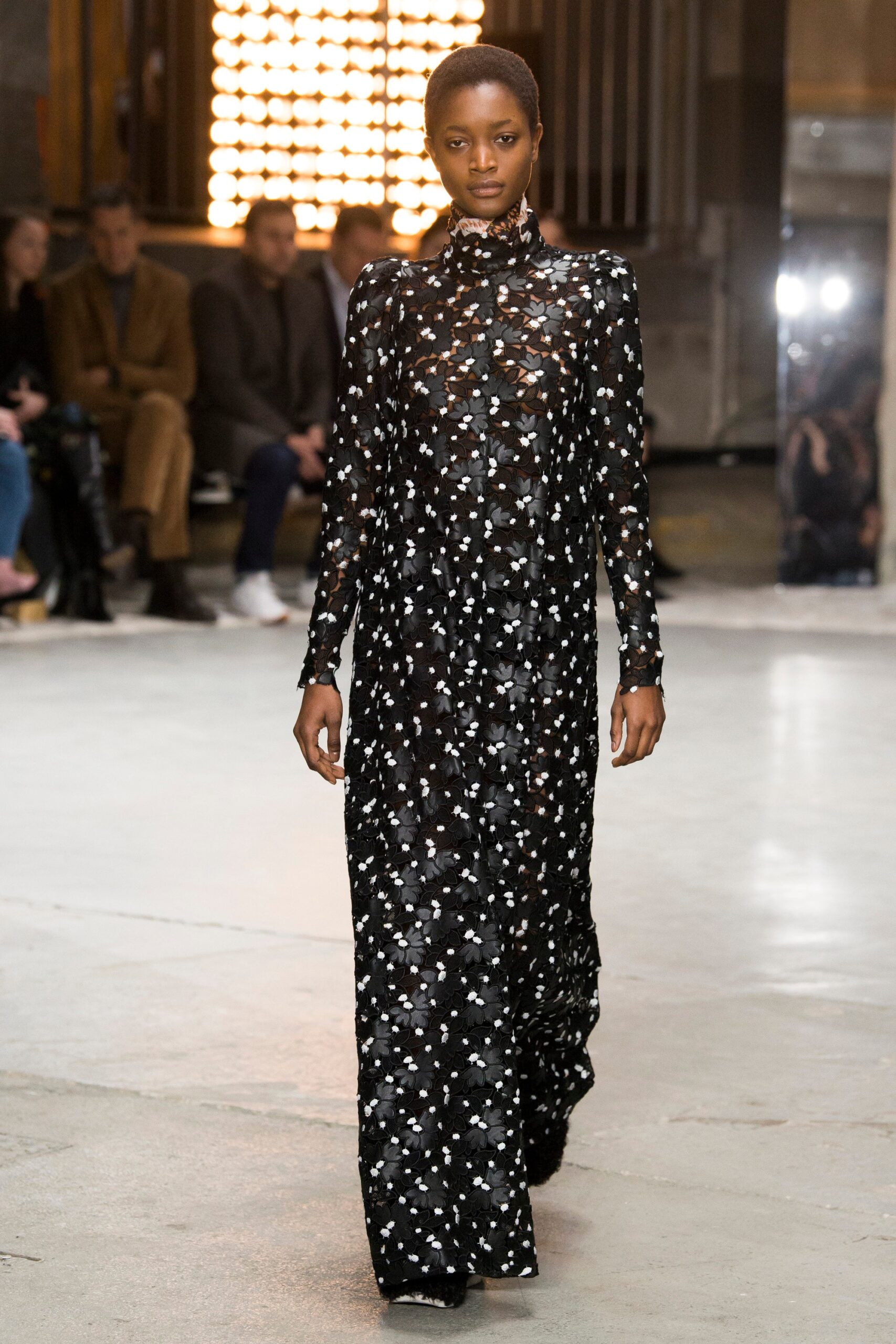 Giambattista Valli F/W 18 Look 22