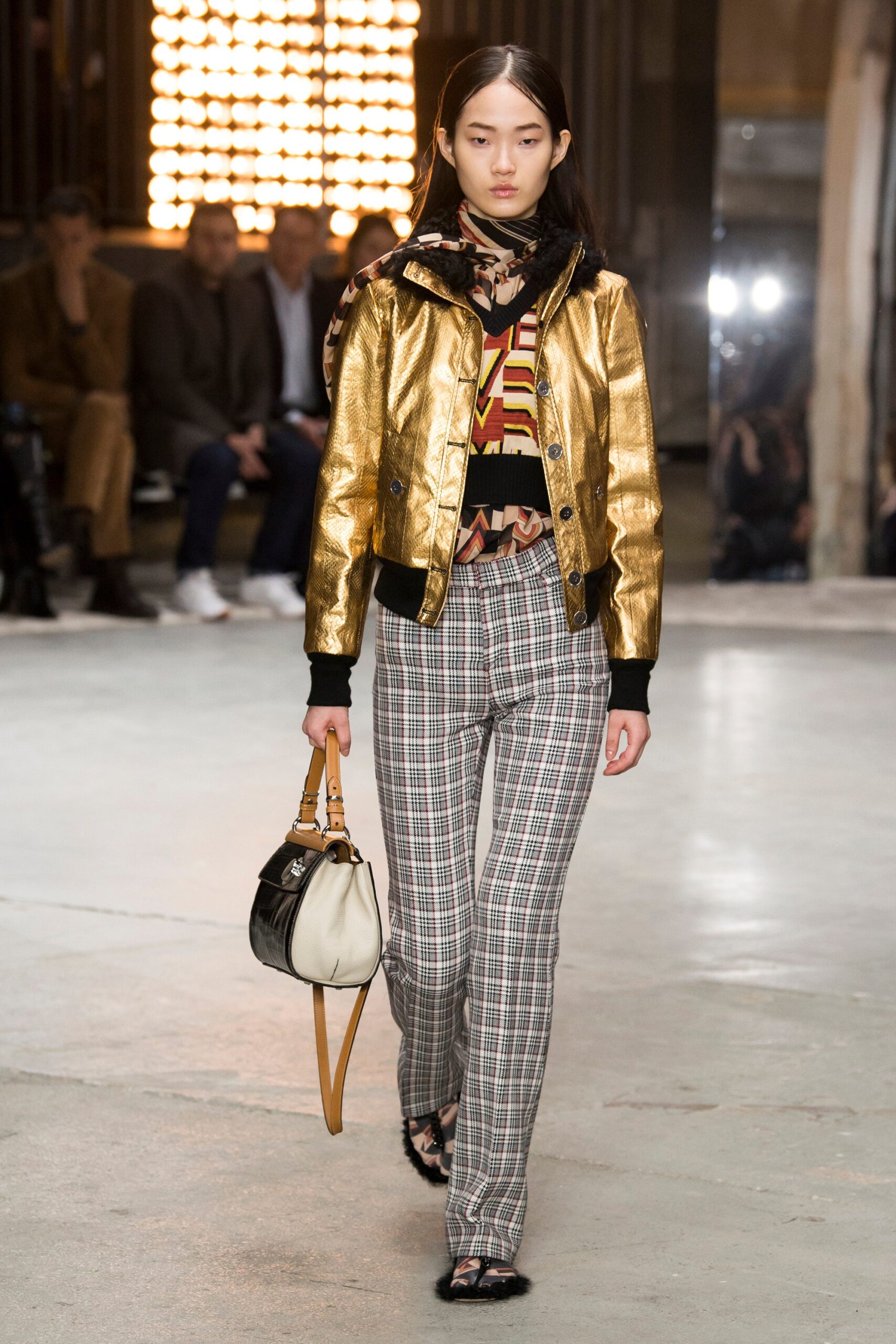 Giambattista Valli F/W 18 Look 24