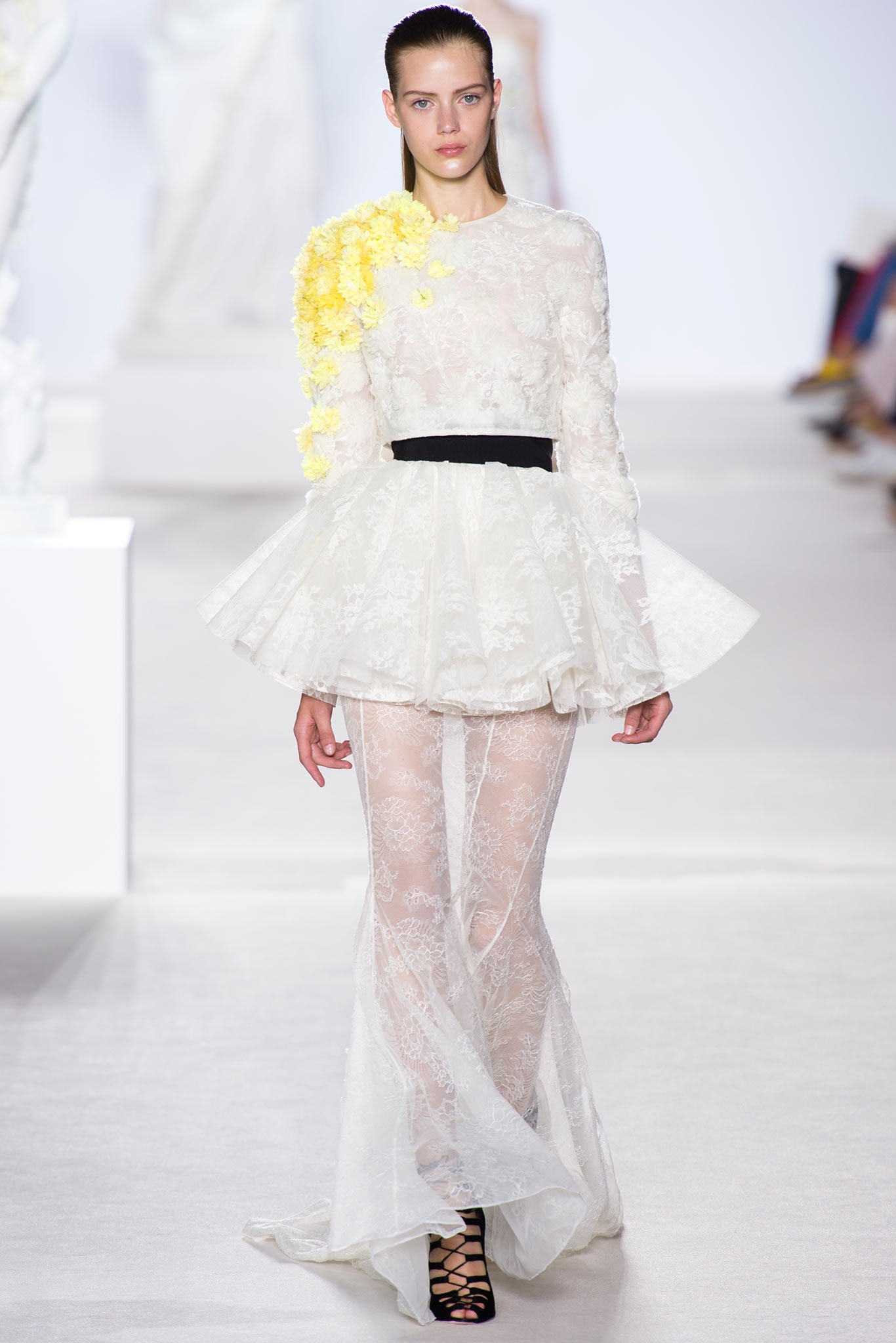 Giambattista Valli F/W 13 Couture Look 32