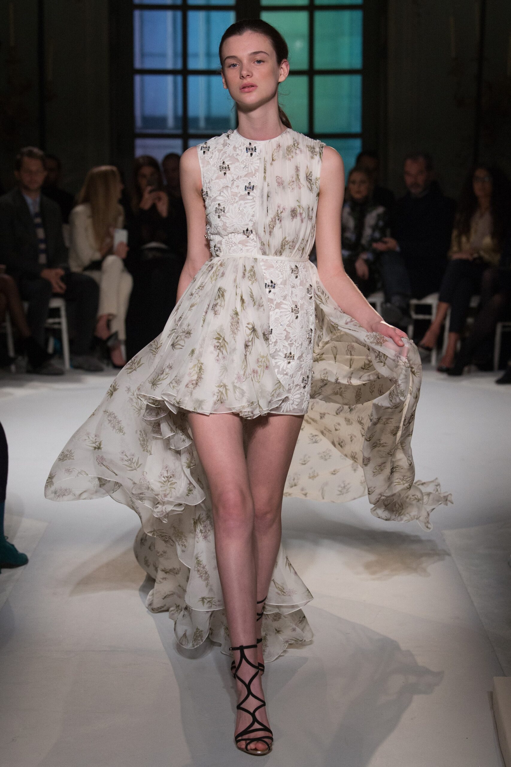 Giambattista Valli S/S 17 Couture Look 14