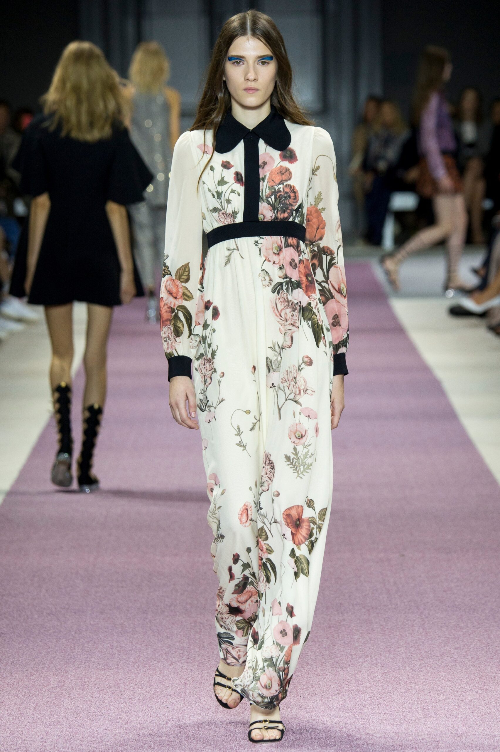 Giambattista Valli S/S 16 Look 27