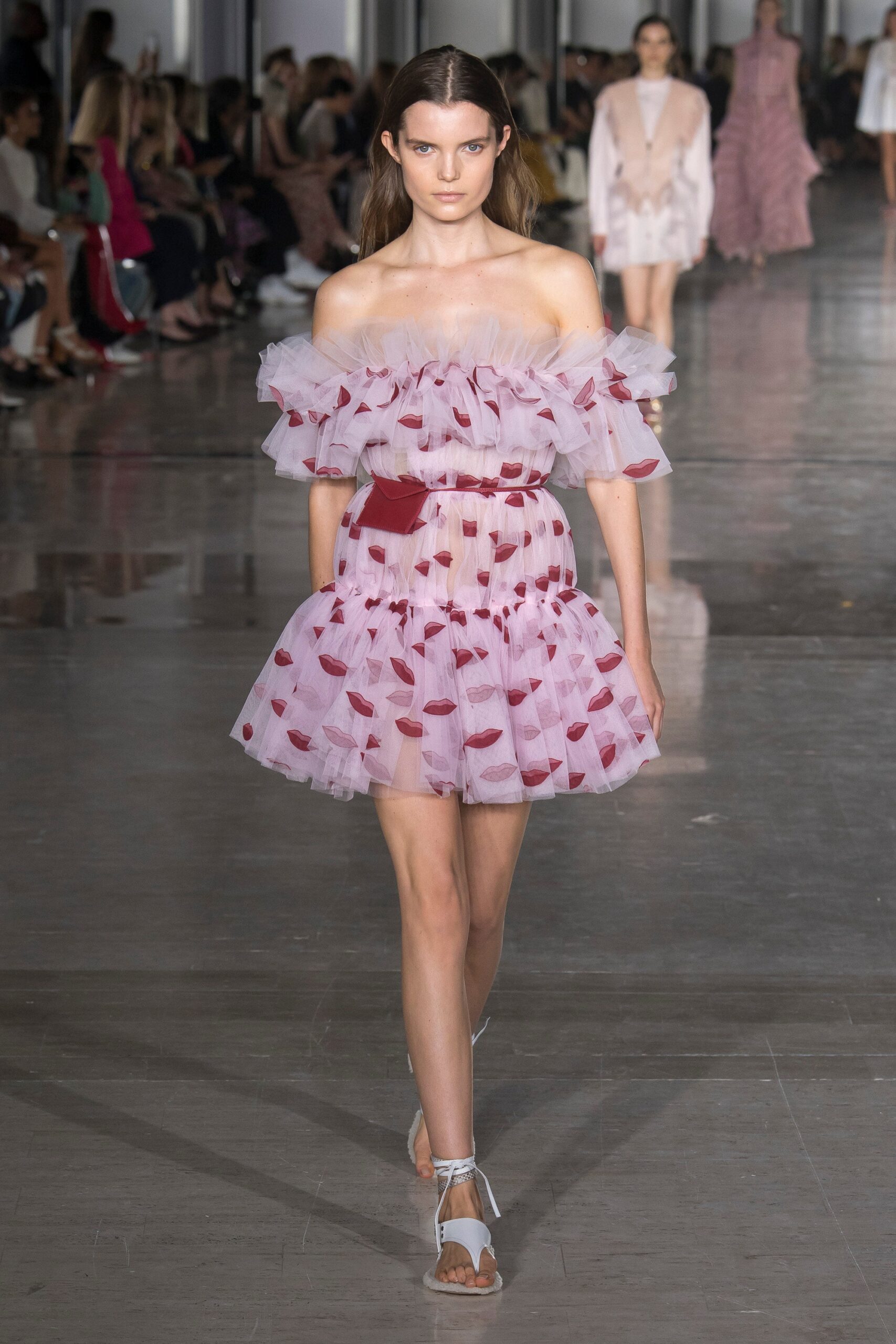 Giambattista Valli S/S 19 Look 30
