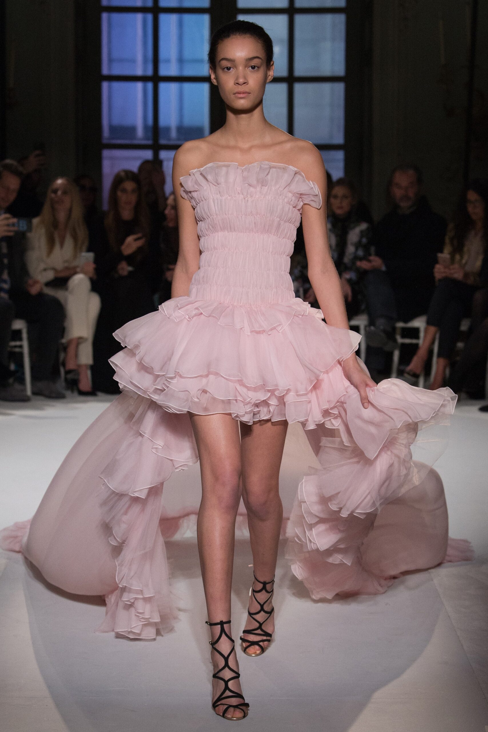 Giambattista Valli S/S 17 Couture Look 17