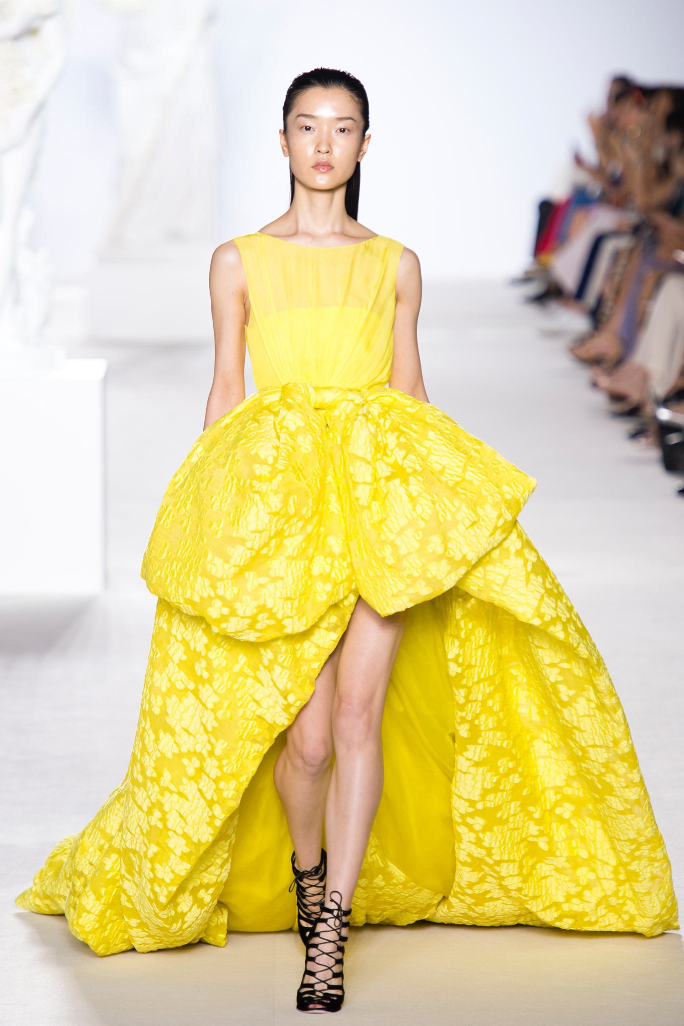 Giambattista Valli F/W 13 Couture Look 39