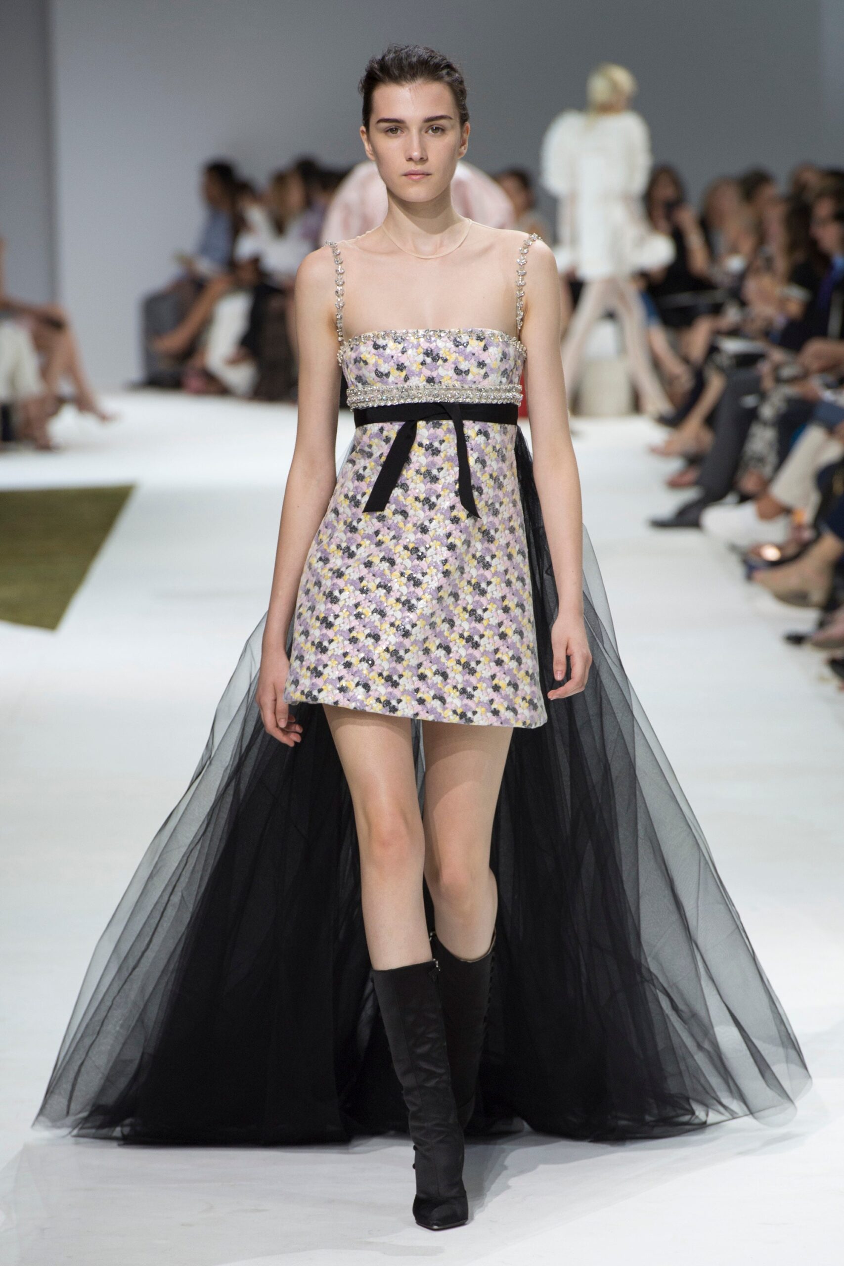Giambattista Valli F/W 16 Couture Look 23