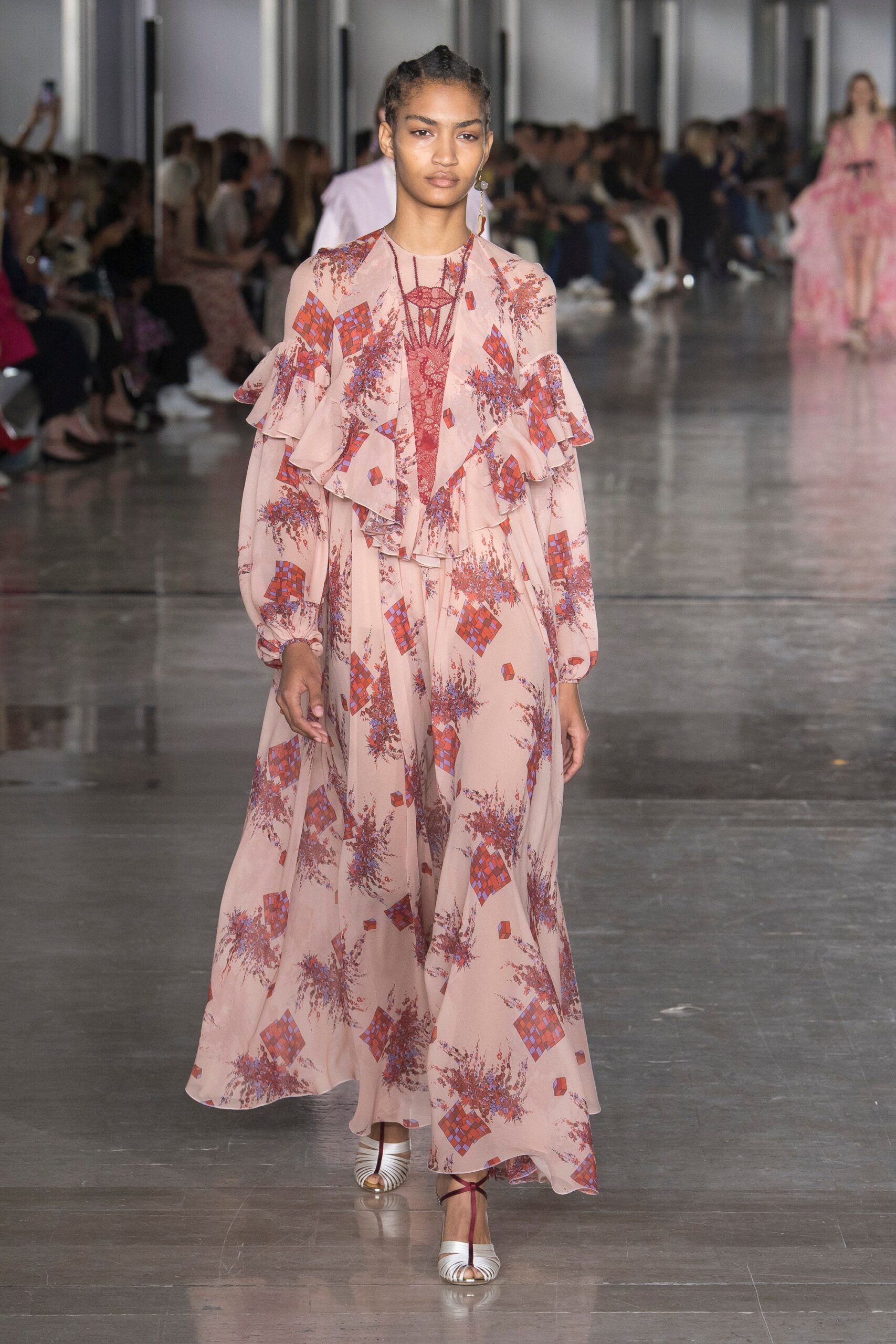 Giambattista Valli S/S 19 Look 36