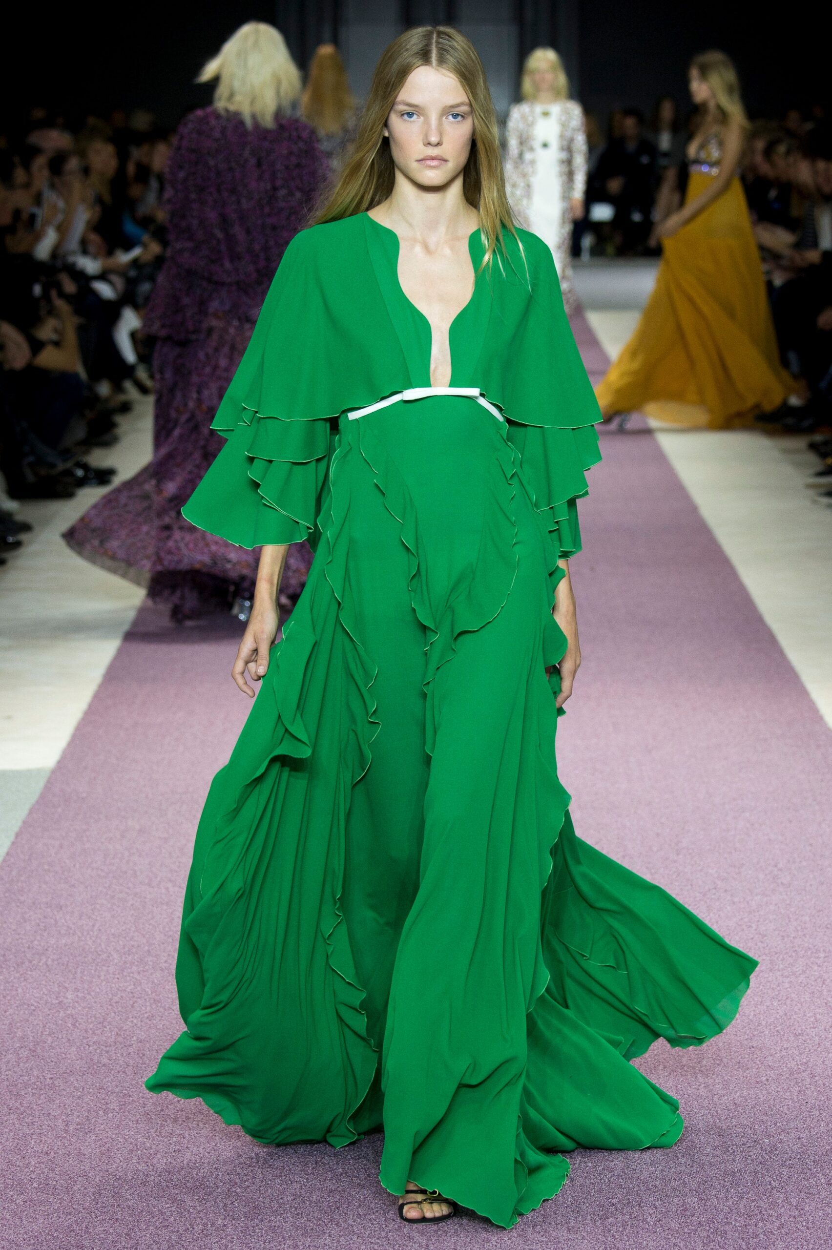 Giambattista Valli S/S 16 Look 36