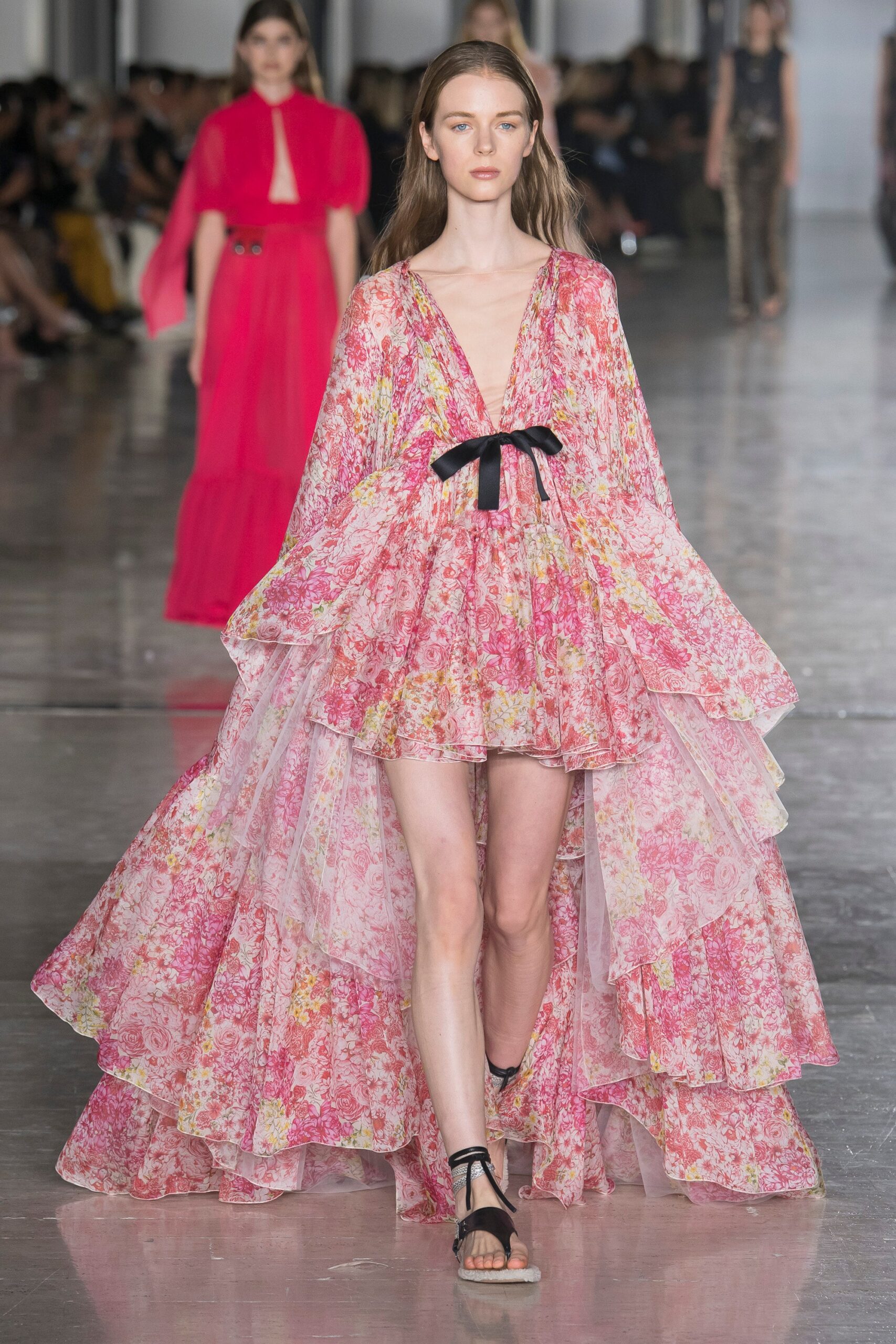 Giambattista Valli S/S 19 Look 38