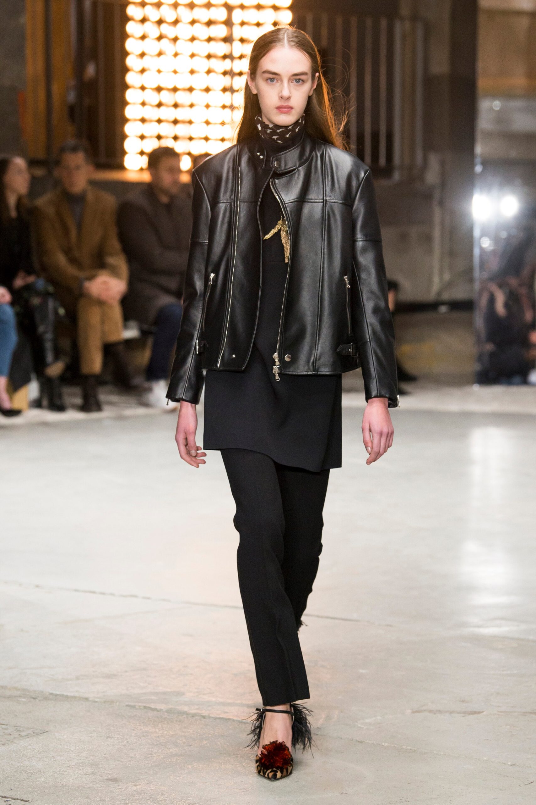 Giambattista Valli F/W 18 Look 43