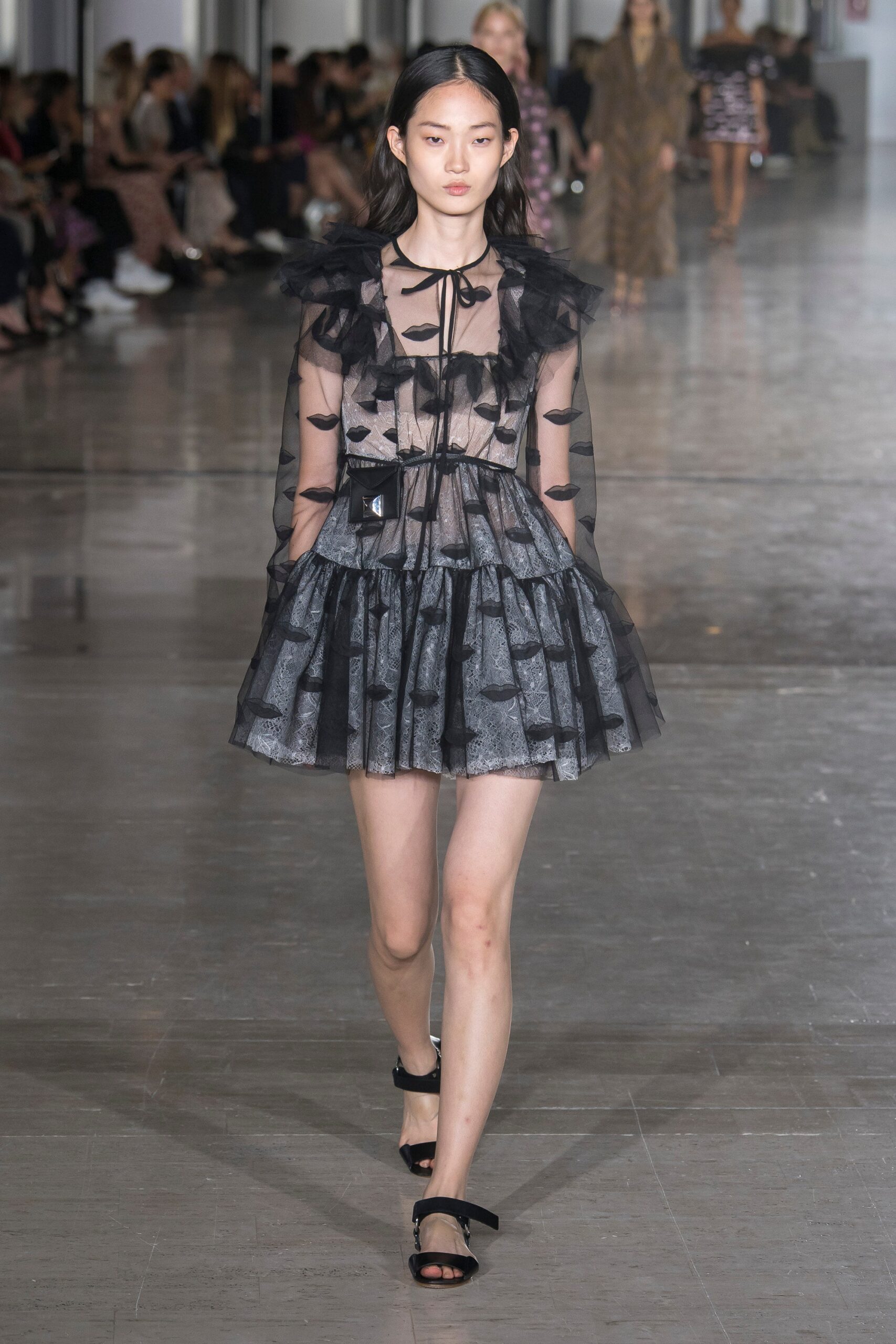 Giambattista Valli S/S 19 Look 43