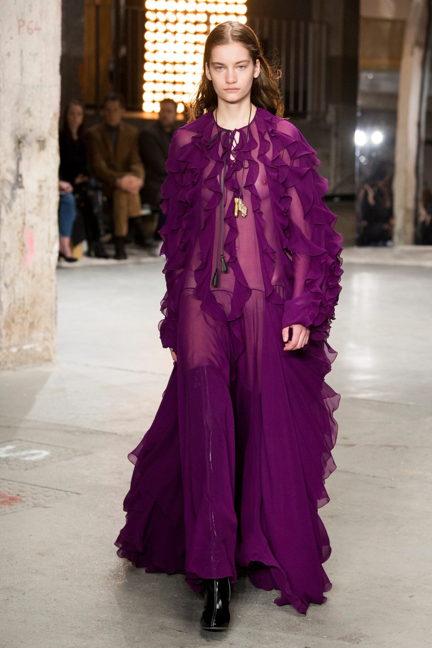 Giambattista Valli F/W 18 Look 45