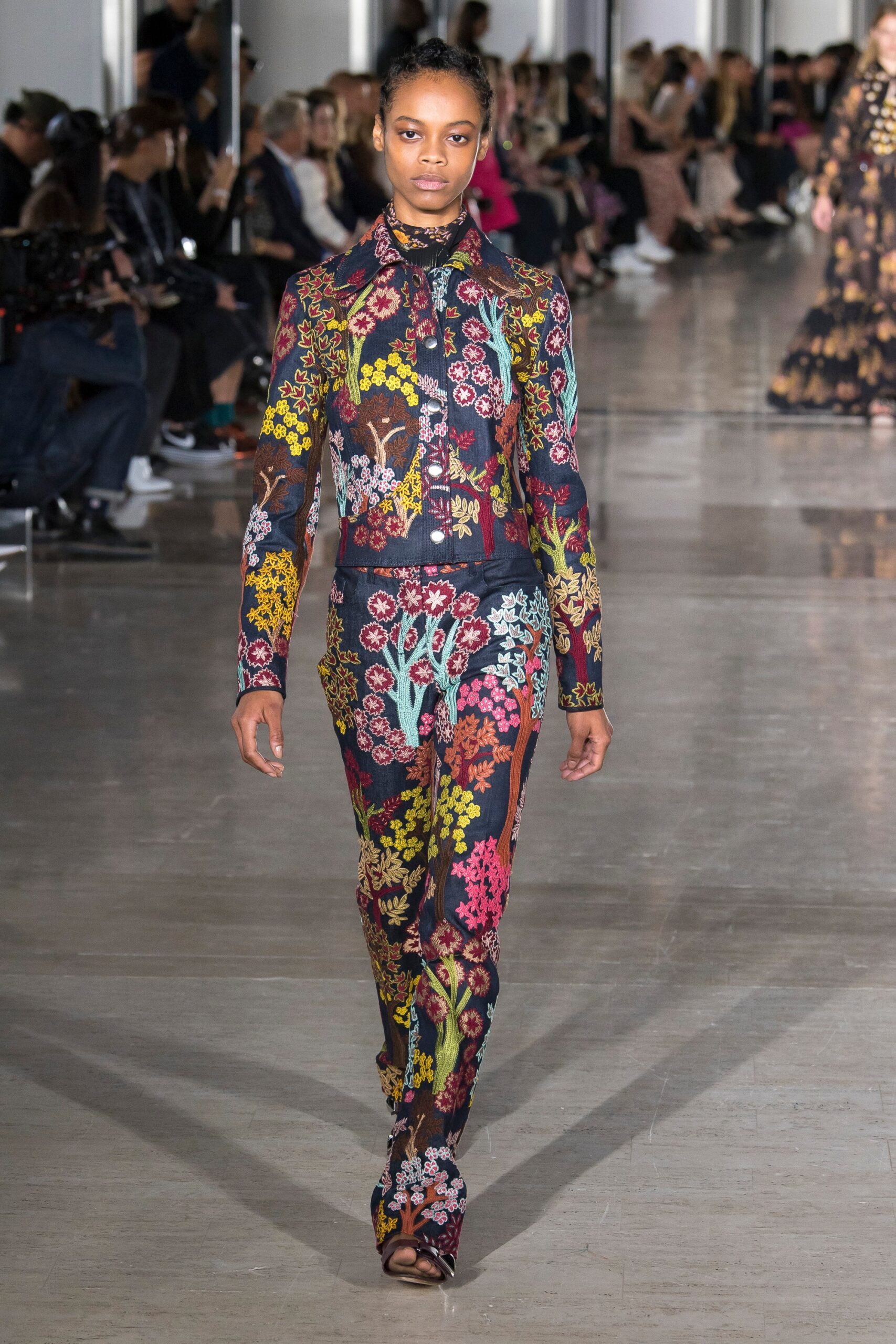 Giambattista Valli S/S 19 Look 49