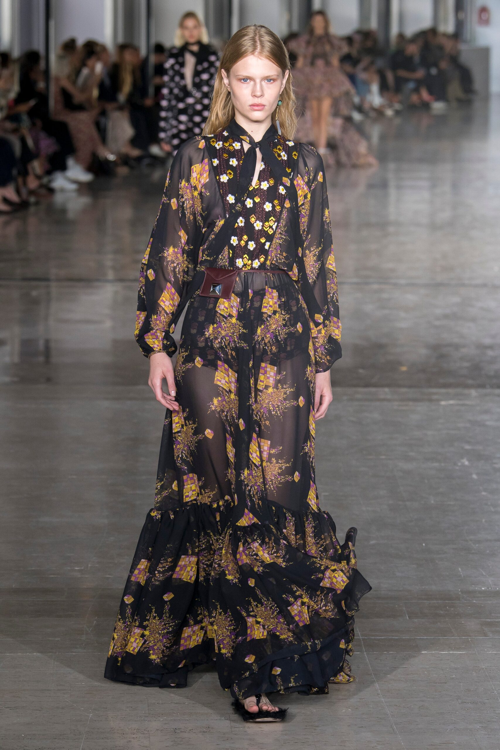 Giambattista Valli S/S 19 Look 50