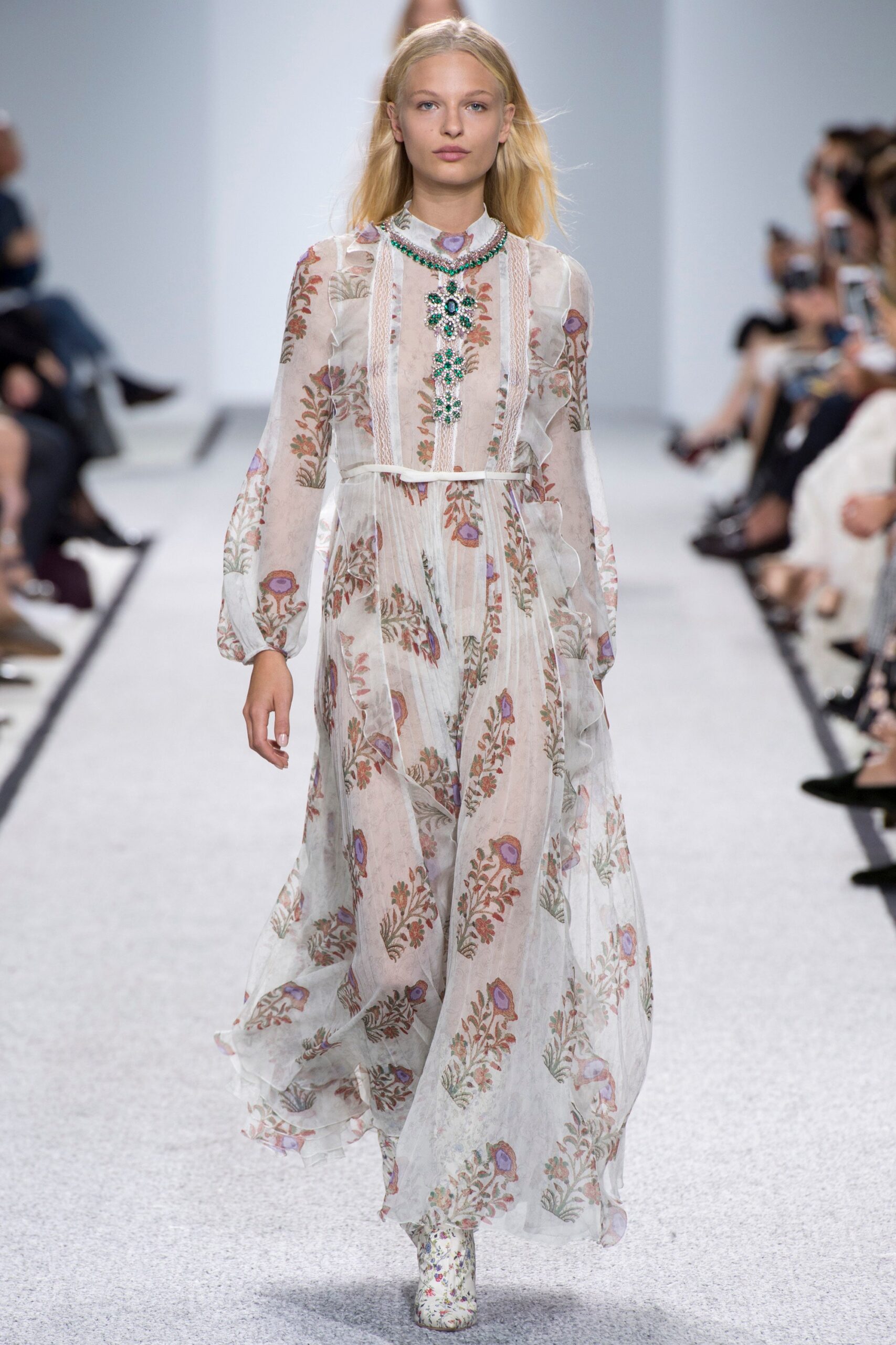 Giambattista Valli S/S 17 Look 36