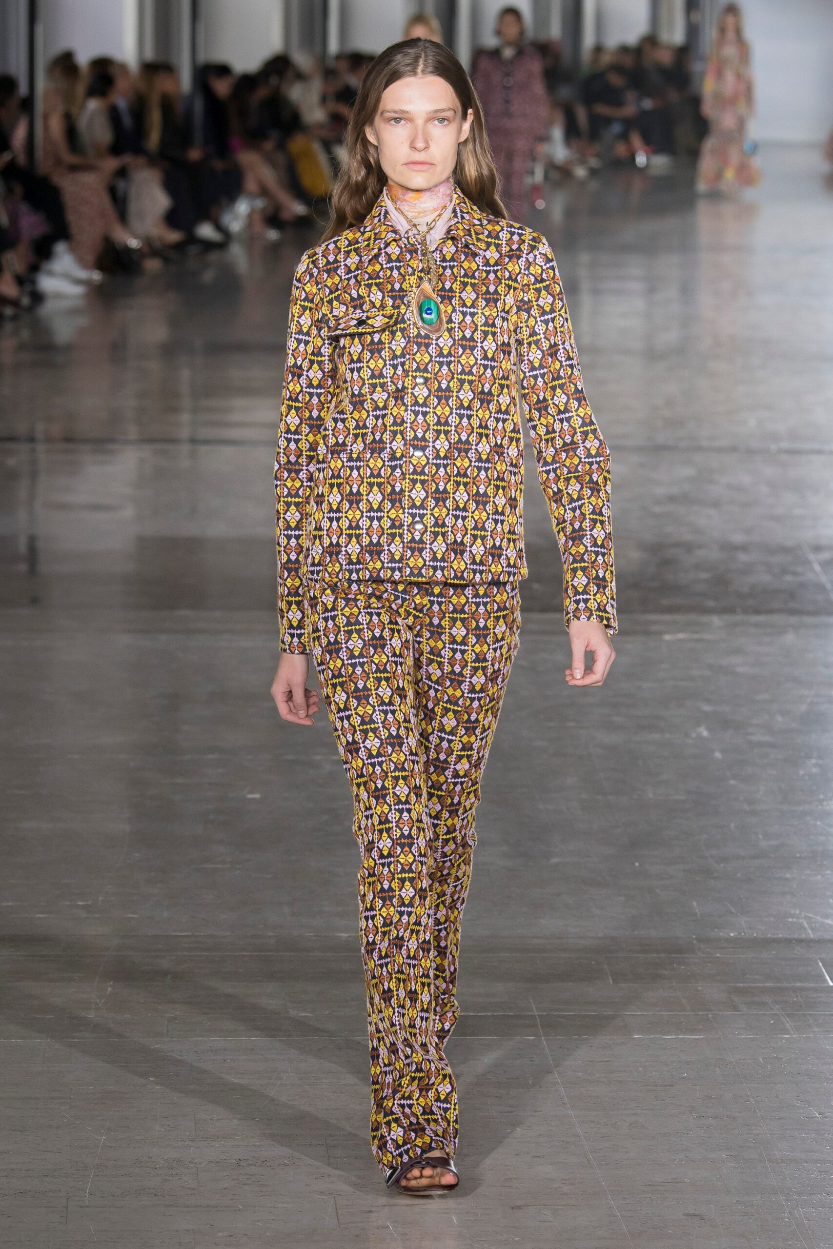 Giambattista Valli S/S 19 Look 53