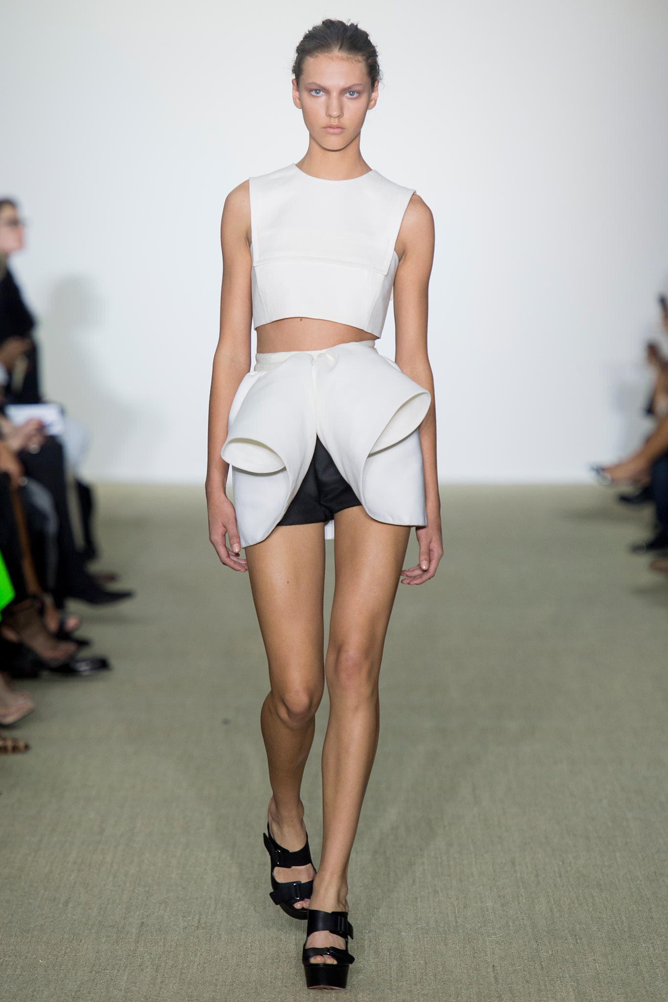 Giambattista Valli S/S 14 Look 1