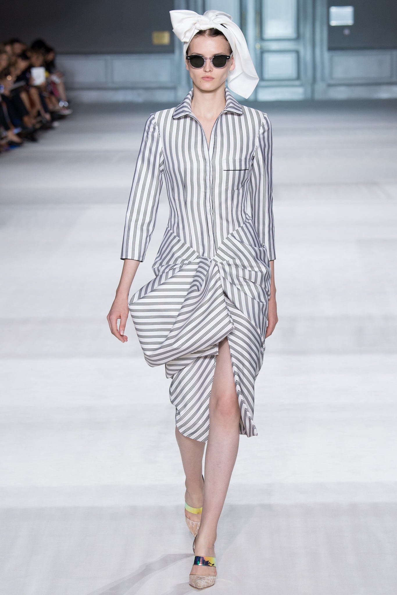 Giambattista Valli F/W 14 Couture Look 1