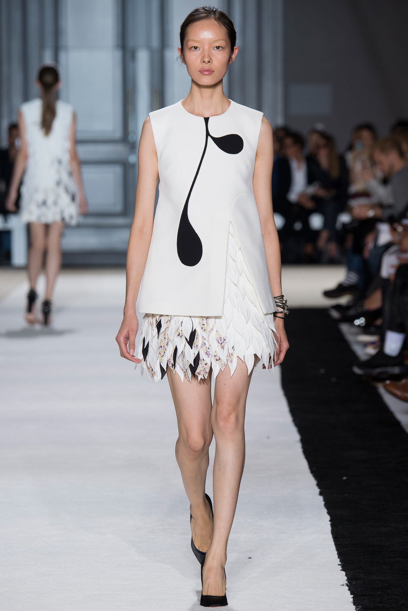 Giambattista Valli S/S 15 Look 6